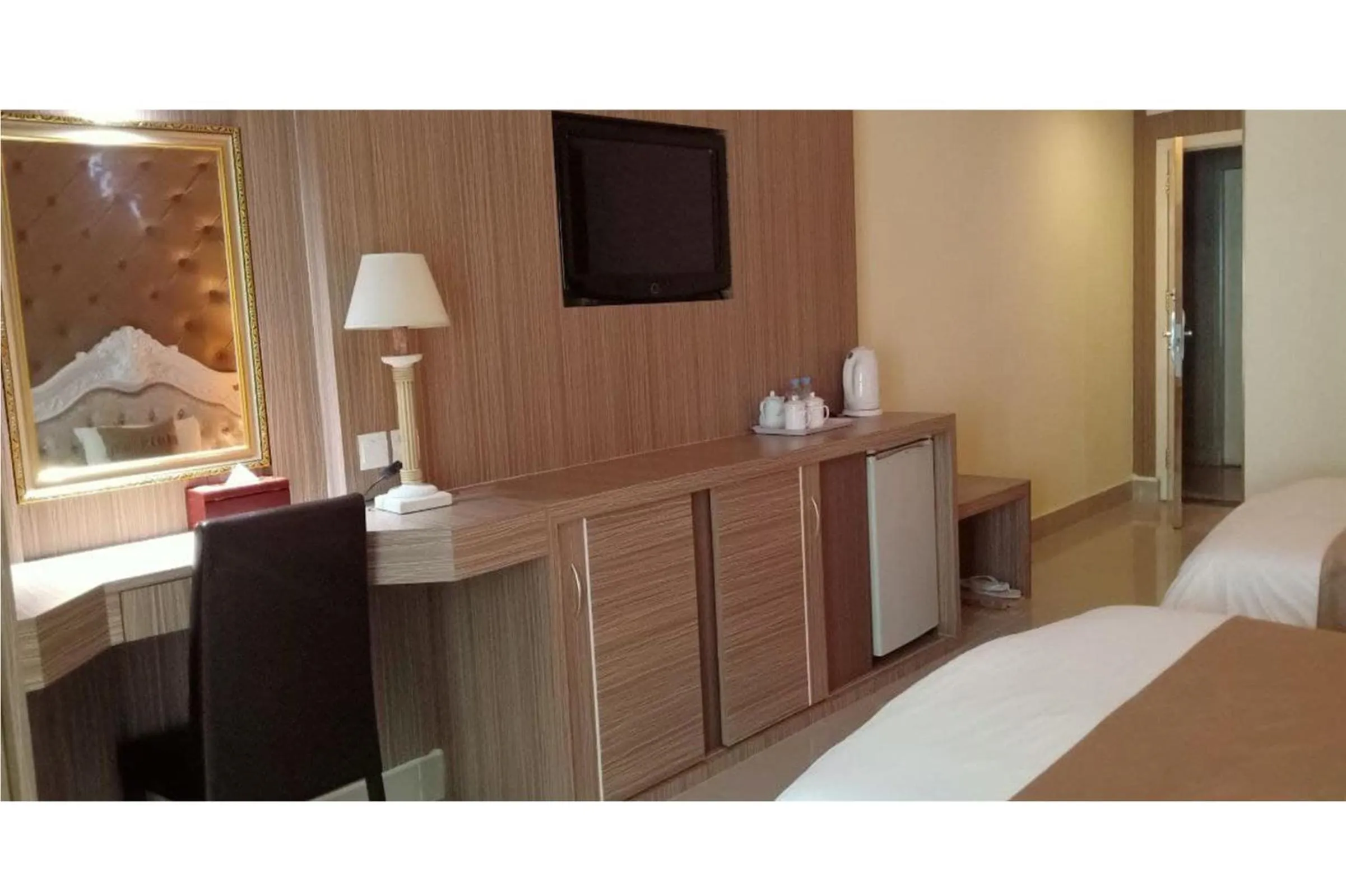 TV and multimedia in You Eng Hotel