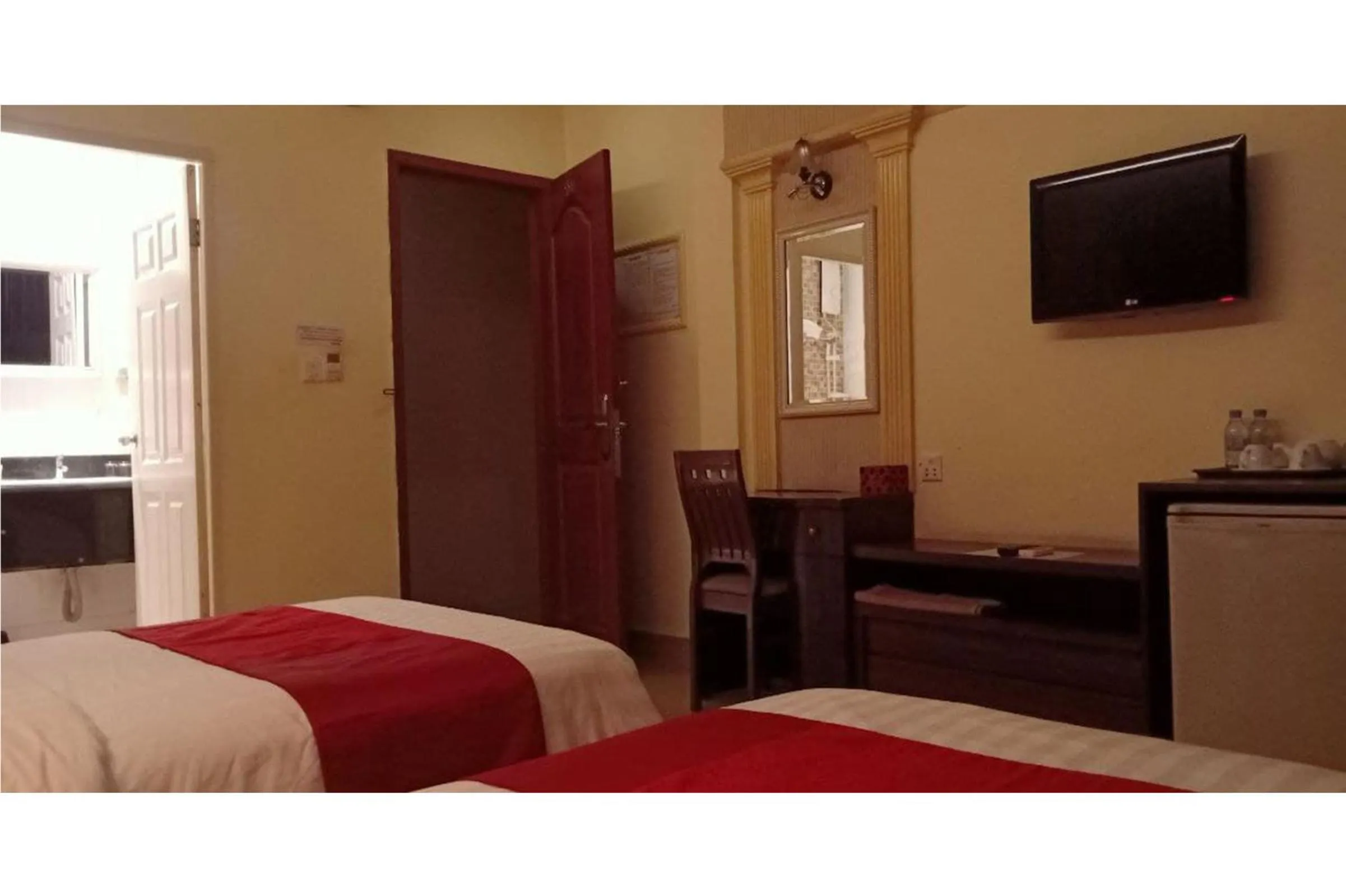 Bedroom in You Eng Hotel