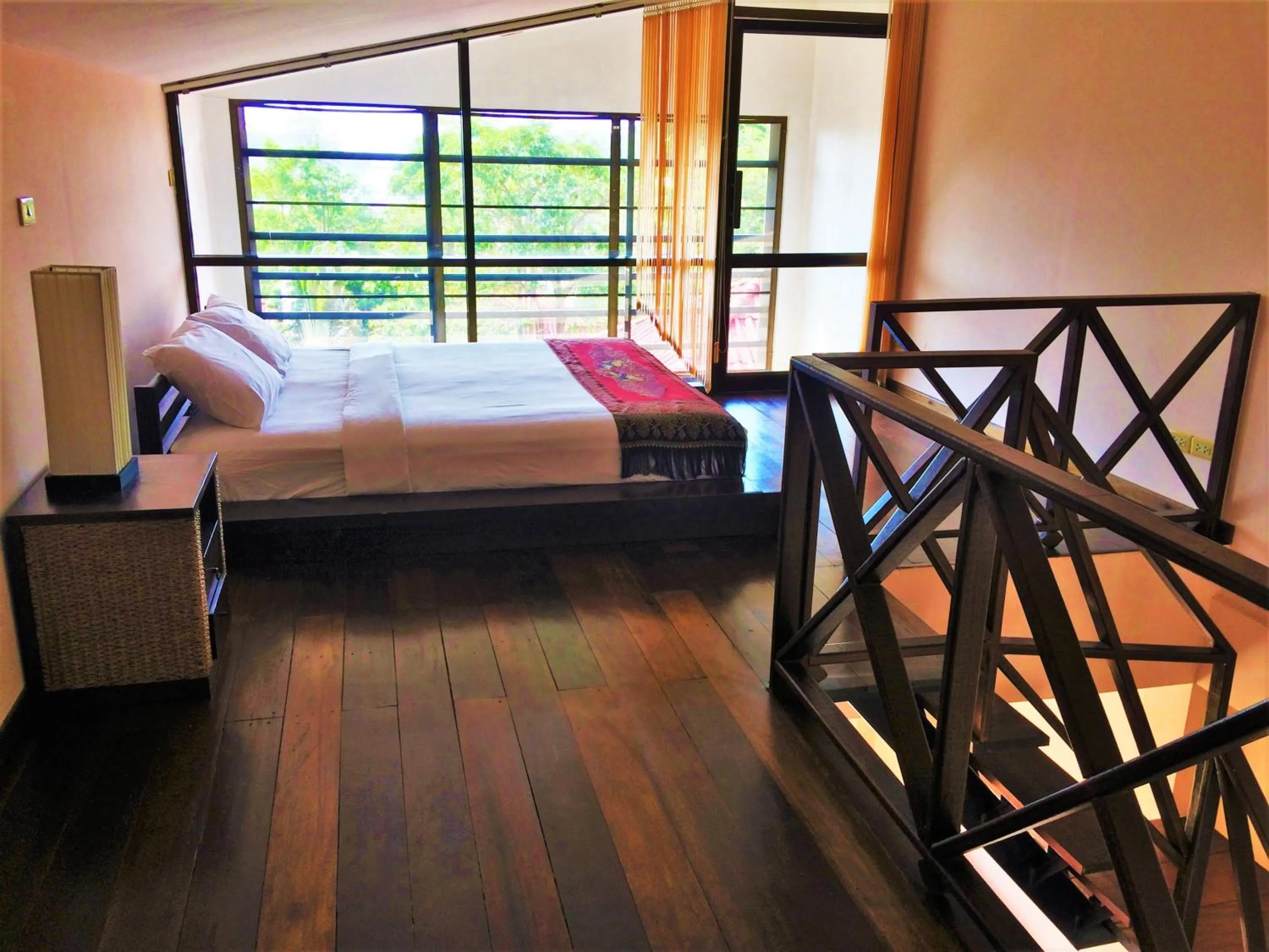 Bedroom, Bed in Chor Chang Villa Resort