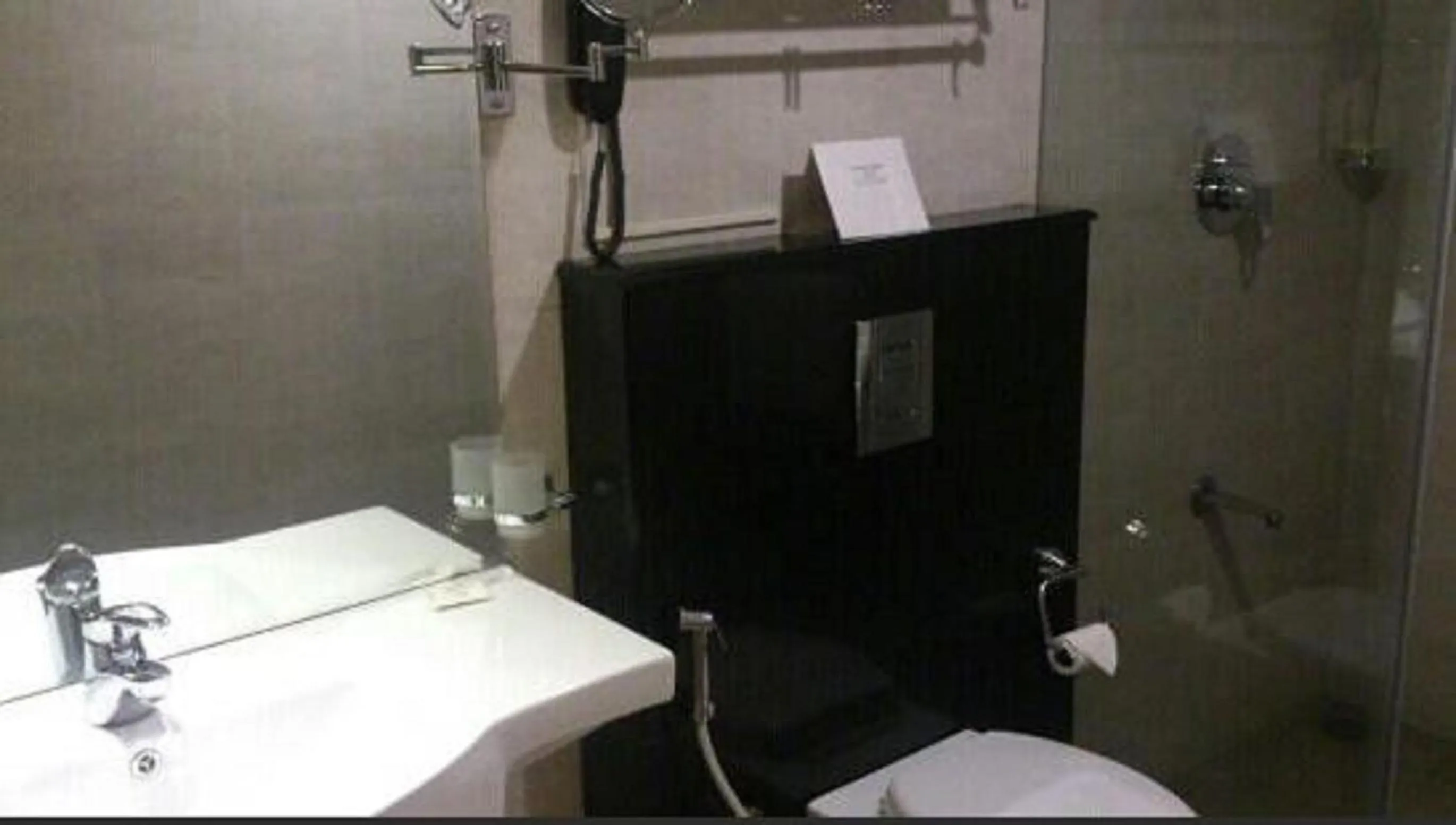 Bathroom in Cochin Palace