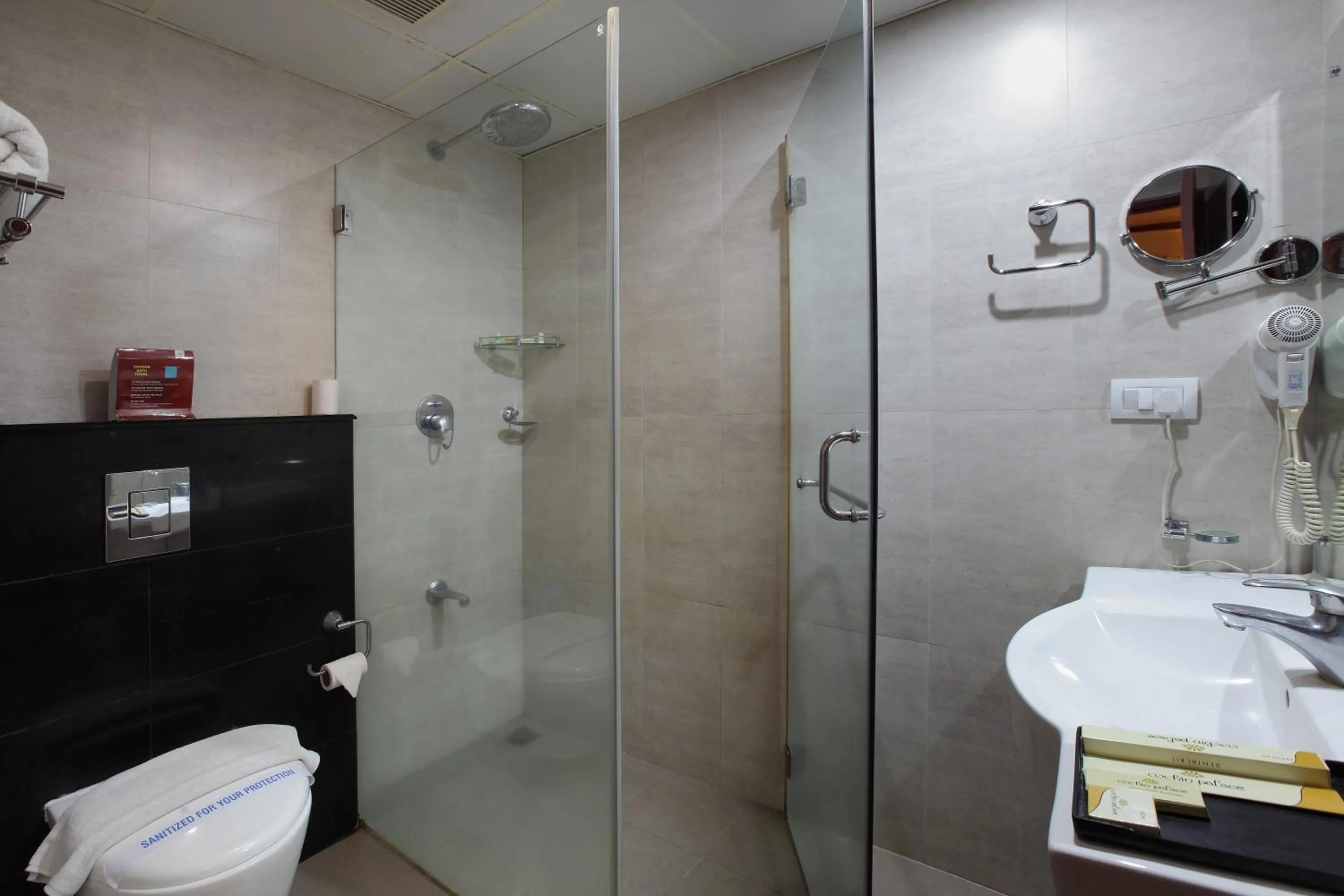 Bathroom in Cochin Palace