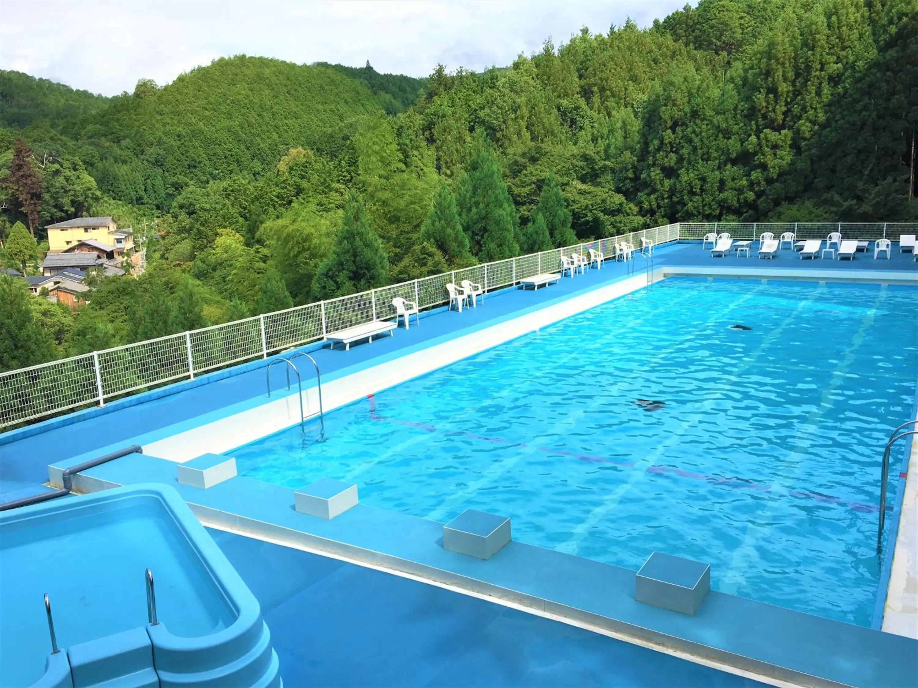 Swimming pool in Ryokan Nenrinbo