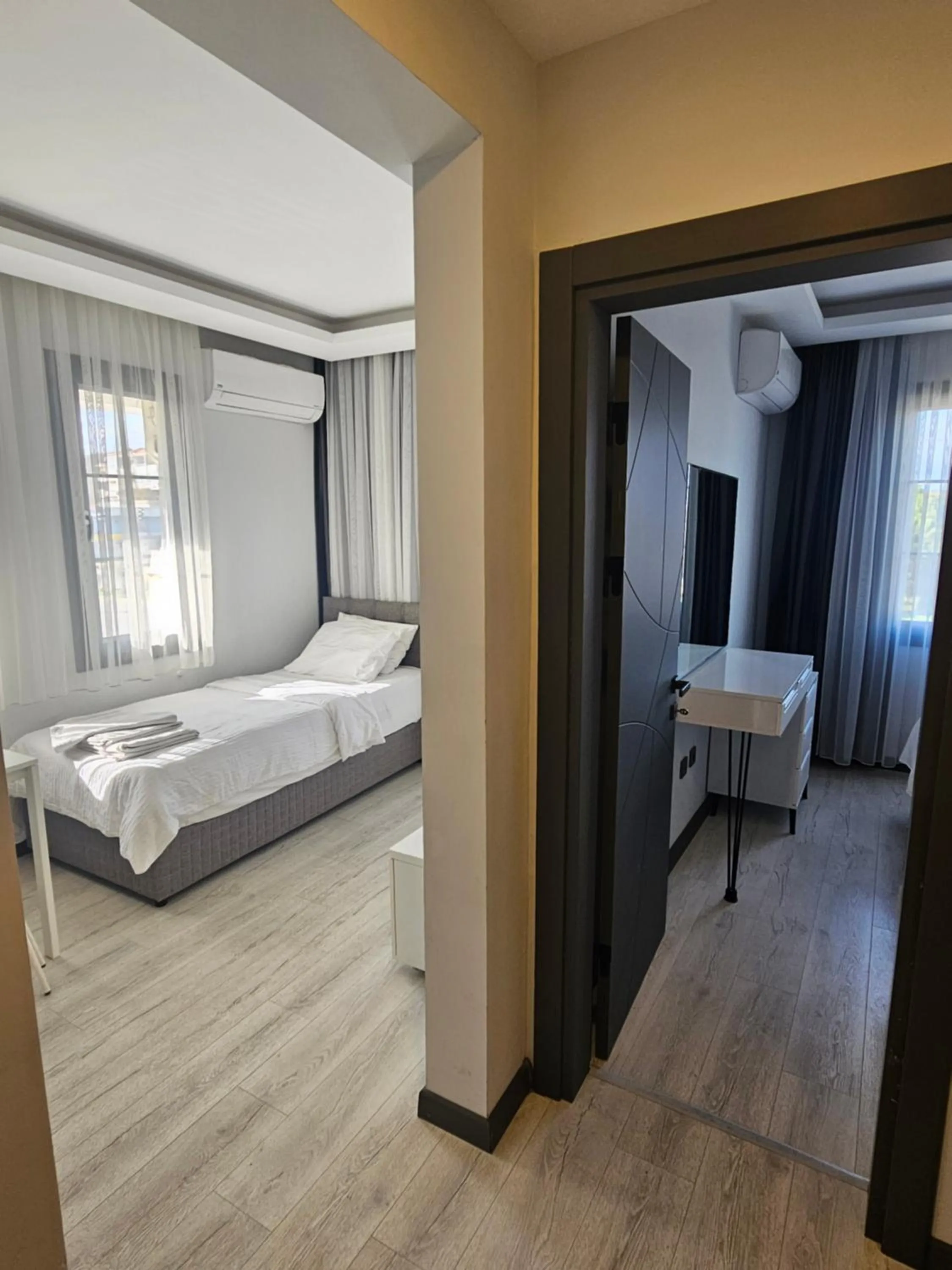 Bed in Cicek Apart Hotel