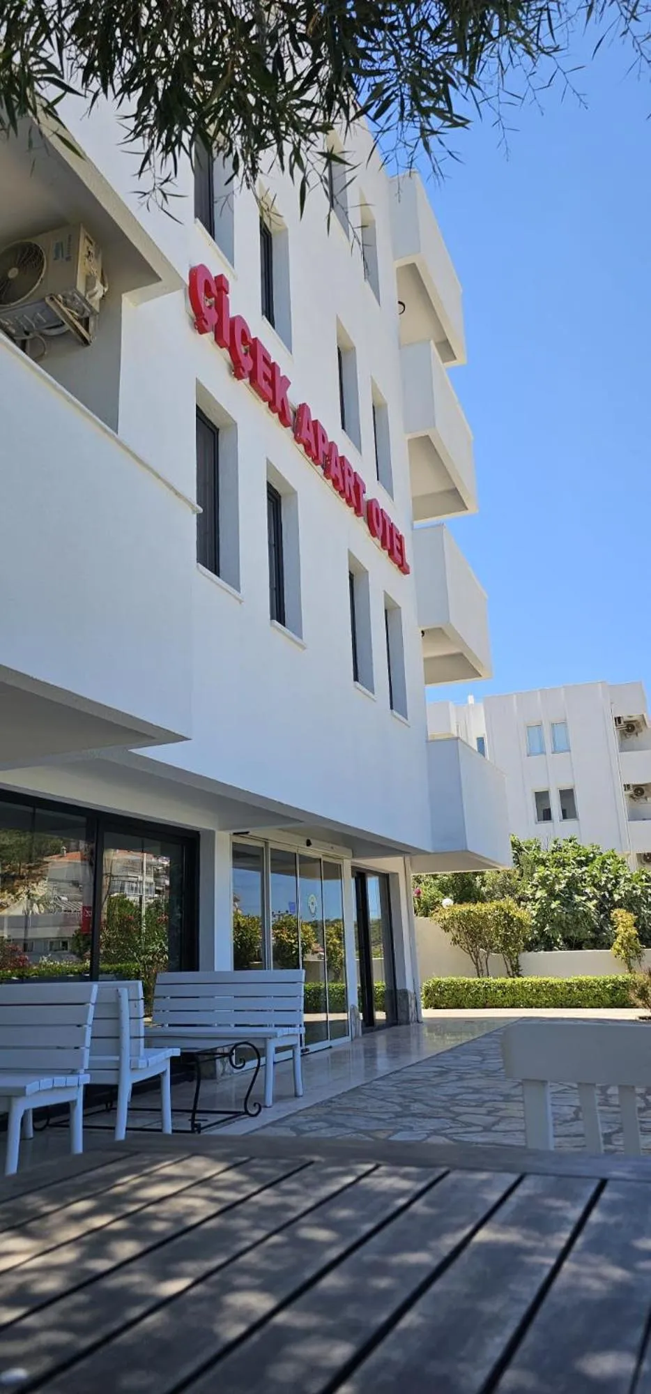 Property building in Cicek Apart Hotel