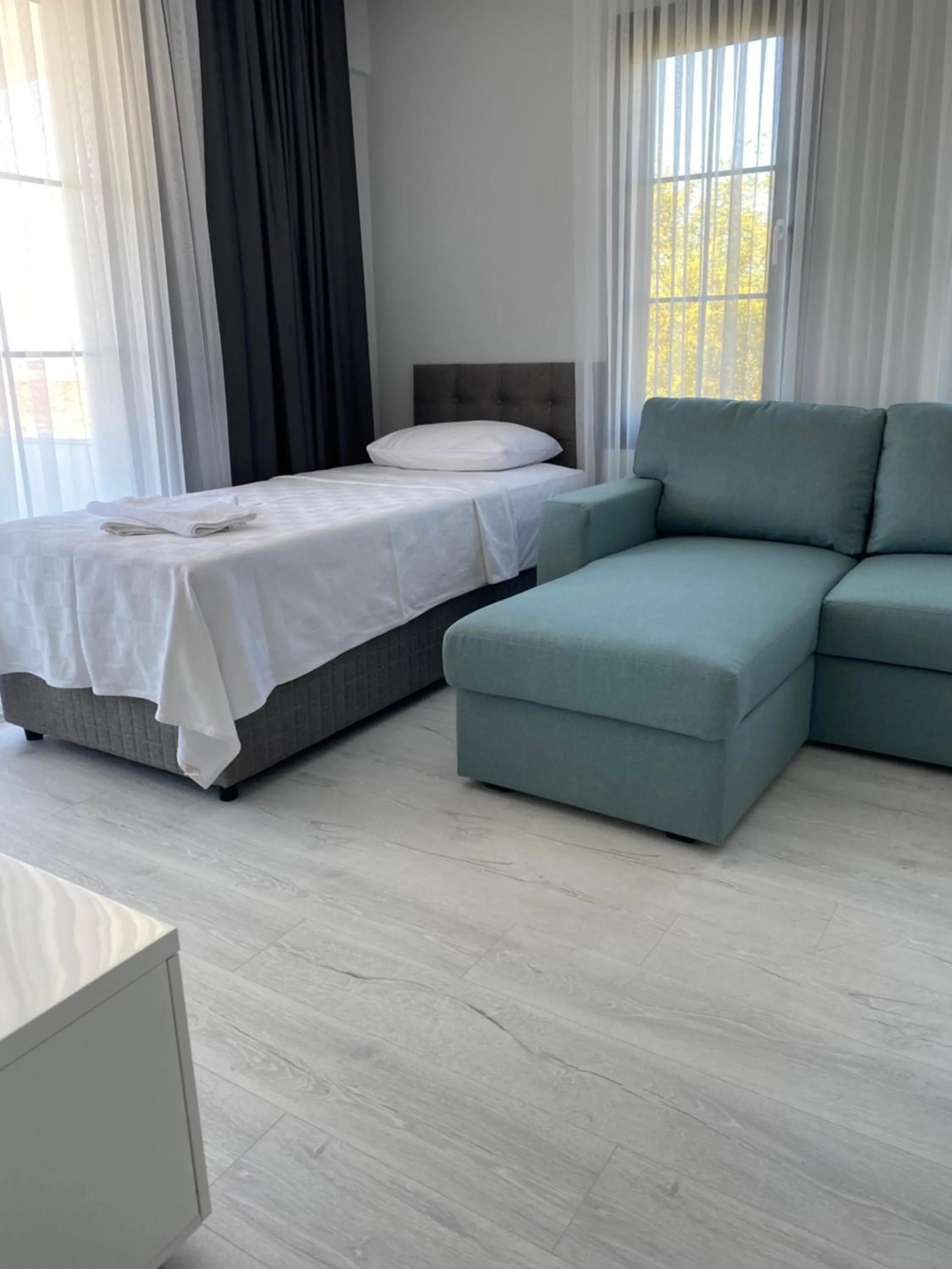 Bed in Cicek Apart Hotel