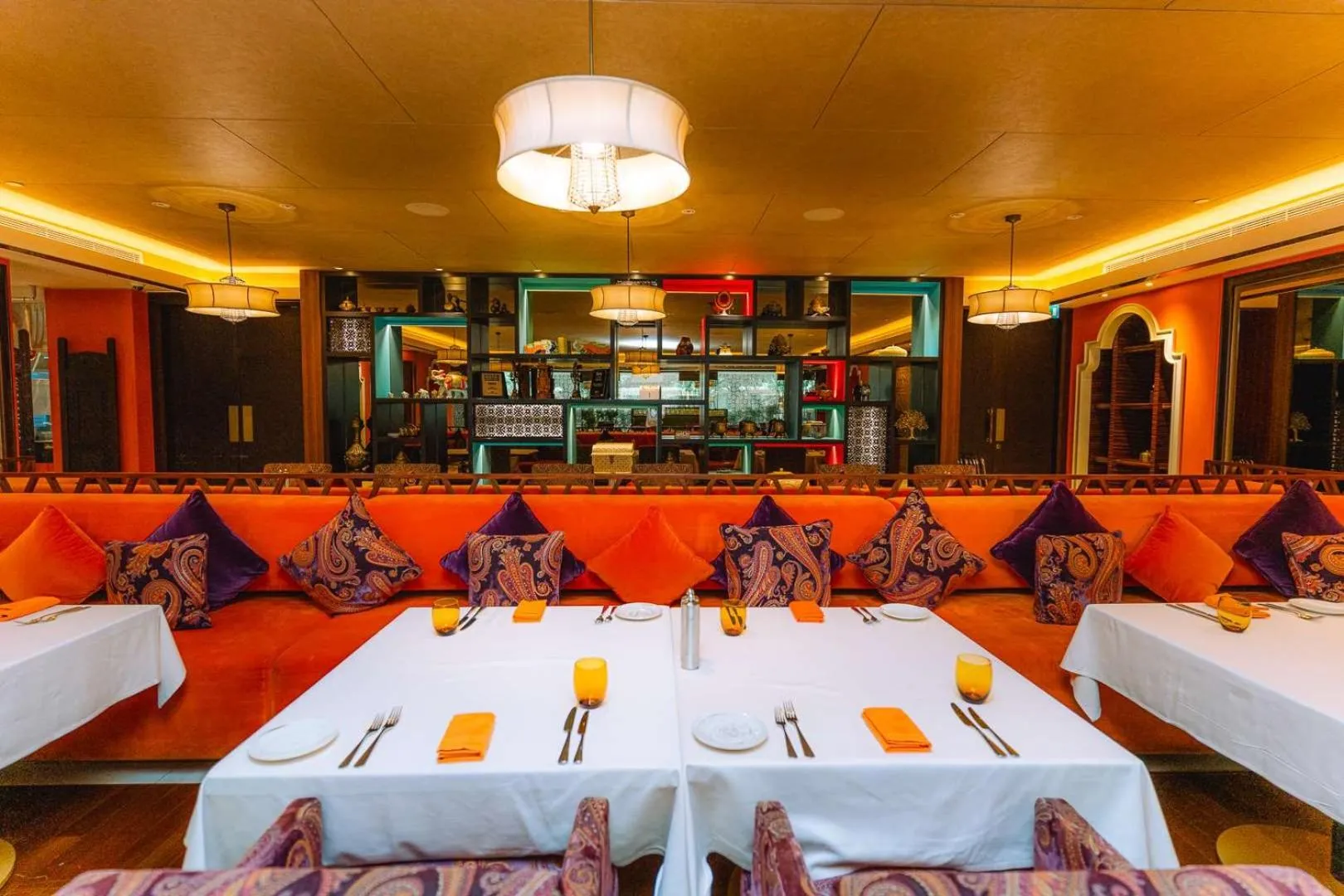 Restaurant/places to eat in Dusit Thani Abu Dhabi