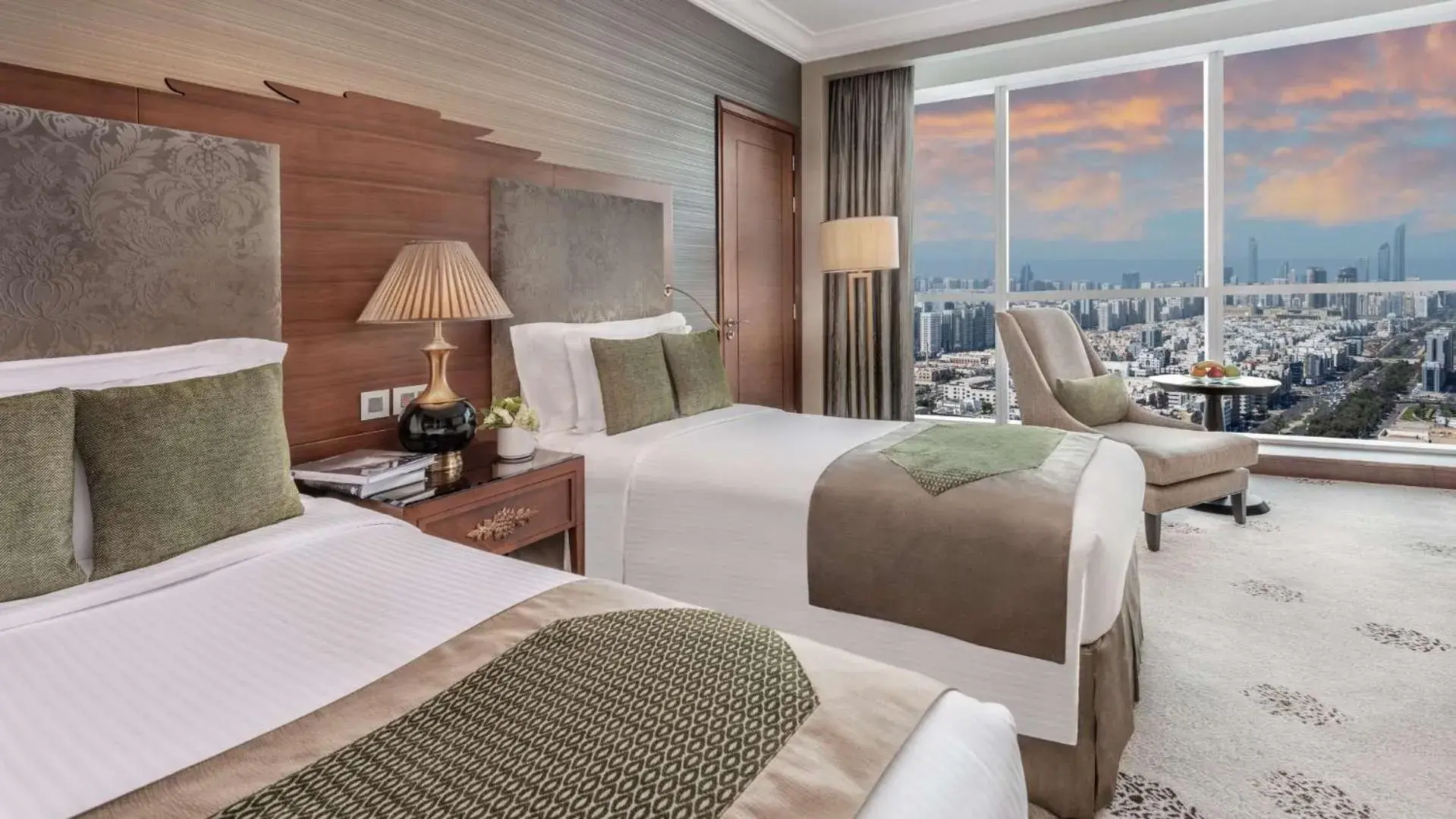 Deluxe Twin Room in Dusit Thani Abu Dhabi Deluxe Twin Room in Dusit Thani Abu Dhabi