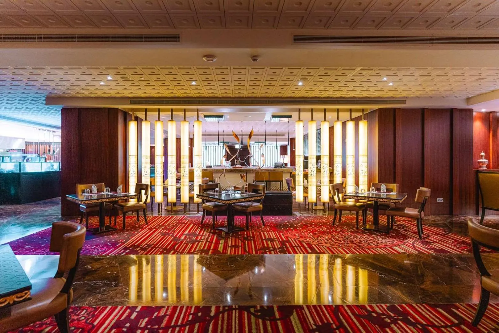 Restaurant/places to eat in Dusit Thani Abu Dhabi