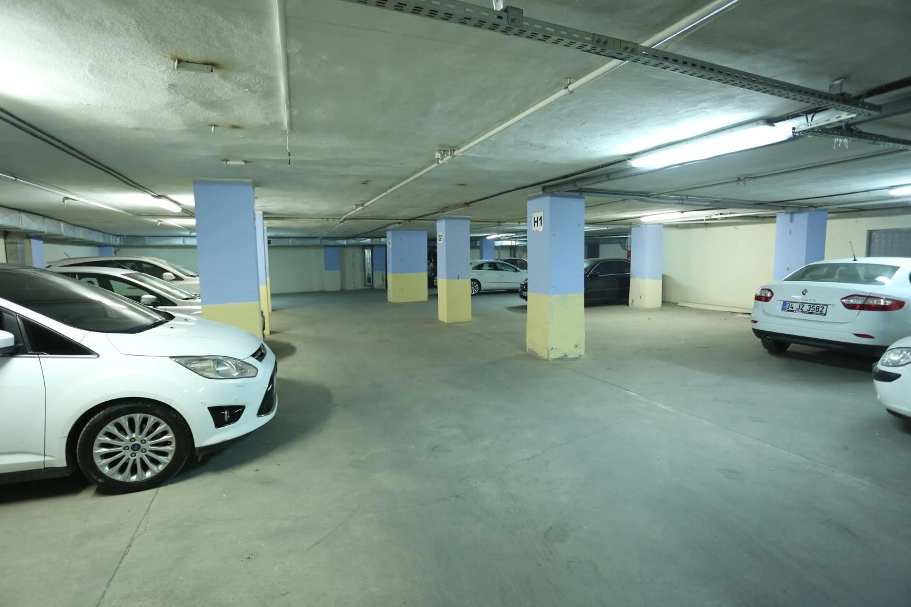 Decorative detail in Bursa Palas Hotel