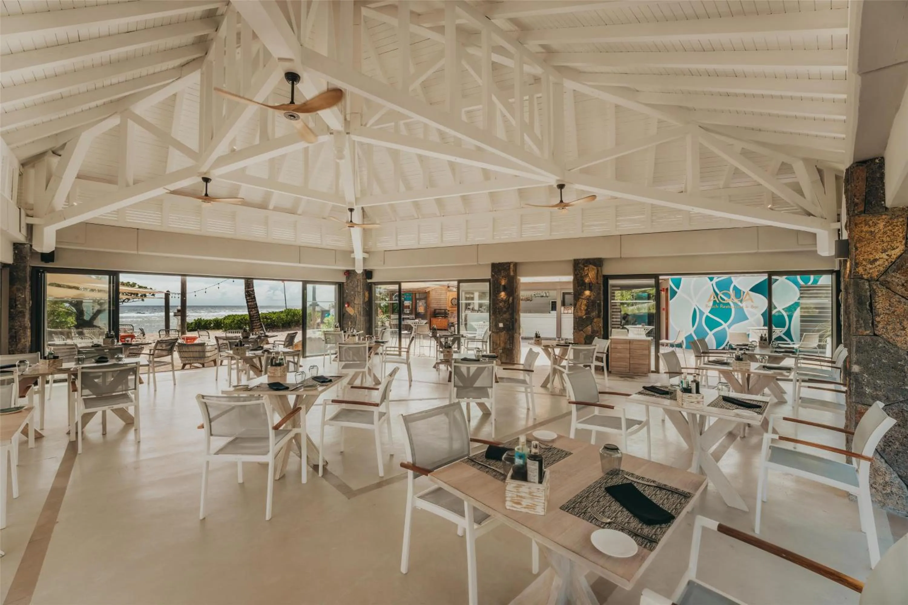 Restaurant/places to eat in Radisson Blu Poste Lafayette Resort & Spa (Adults Only)