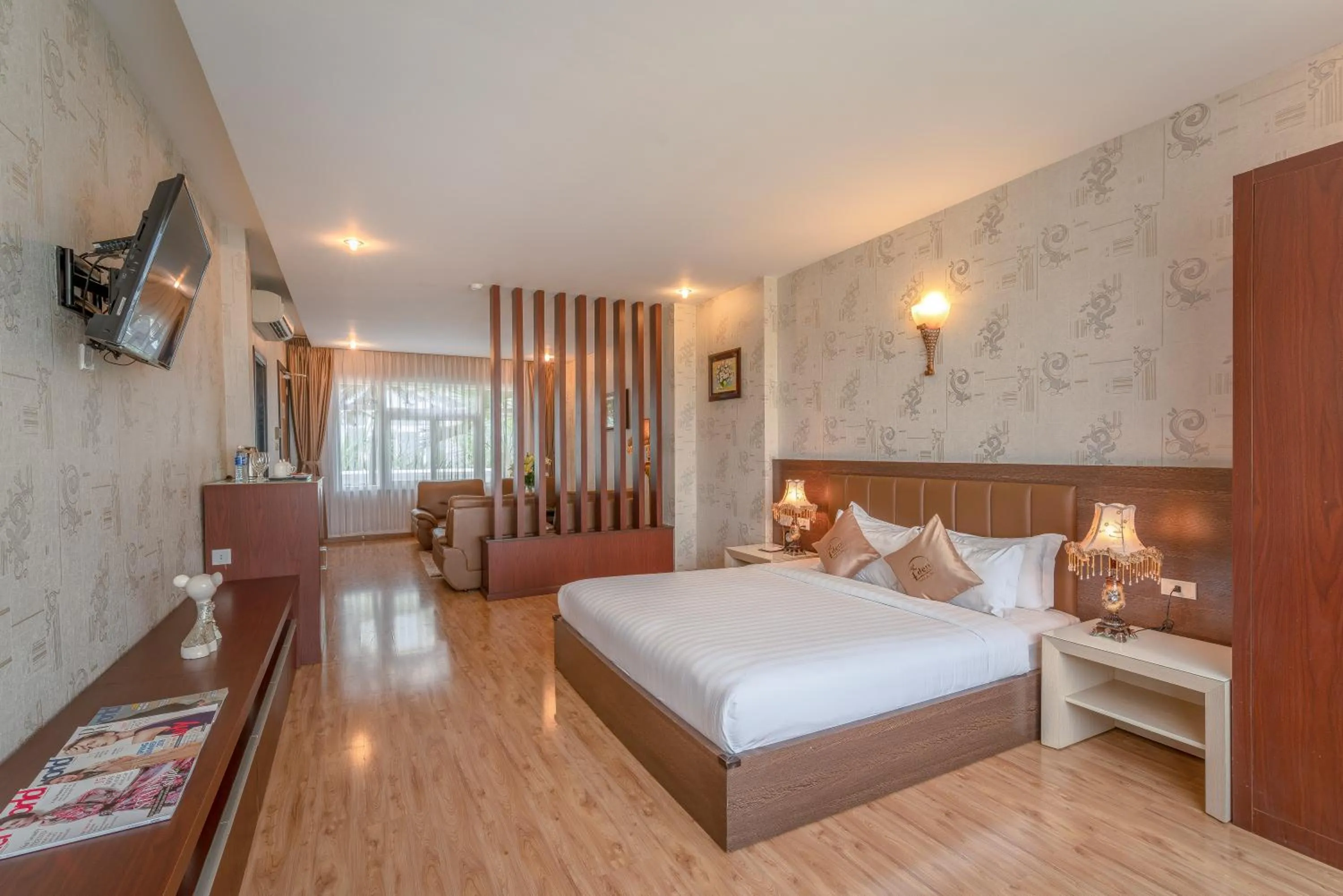 Bedroom, Bed in Eden Plaza Da Nang Hotel