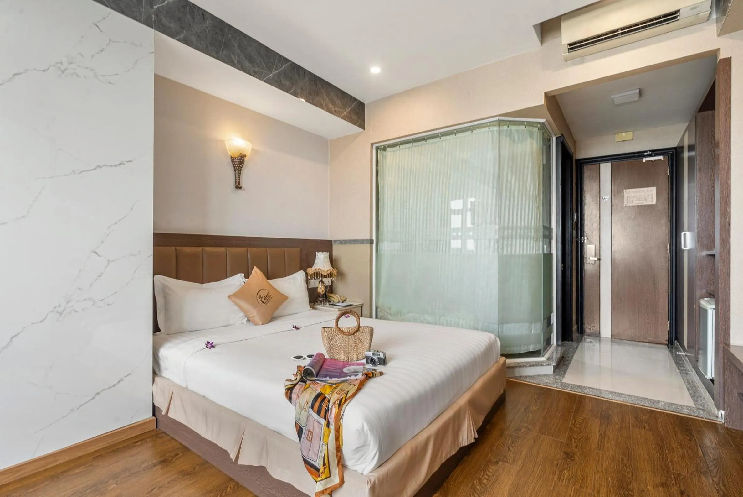 Bedroom, Bed in Eden Plaza Da Nang Hotel