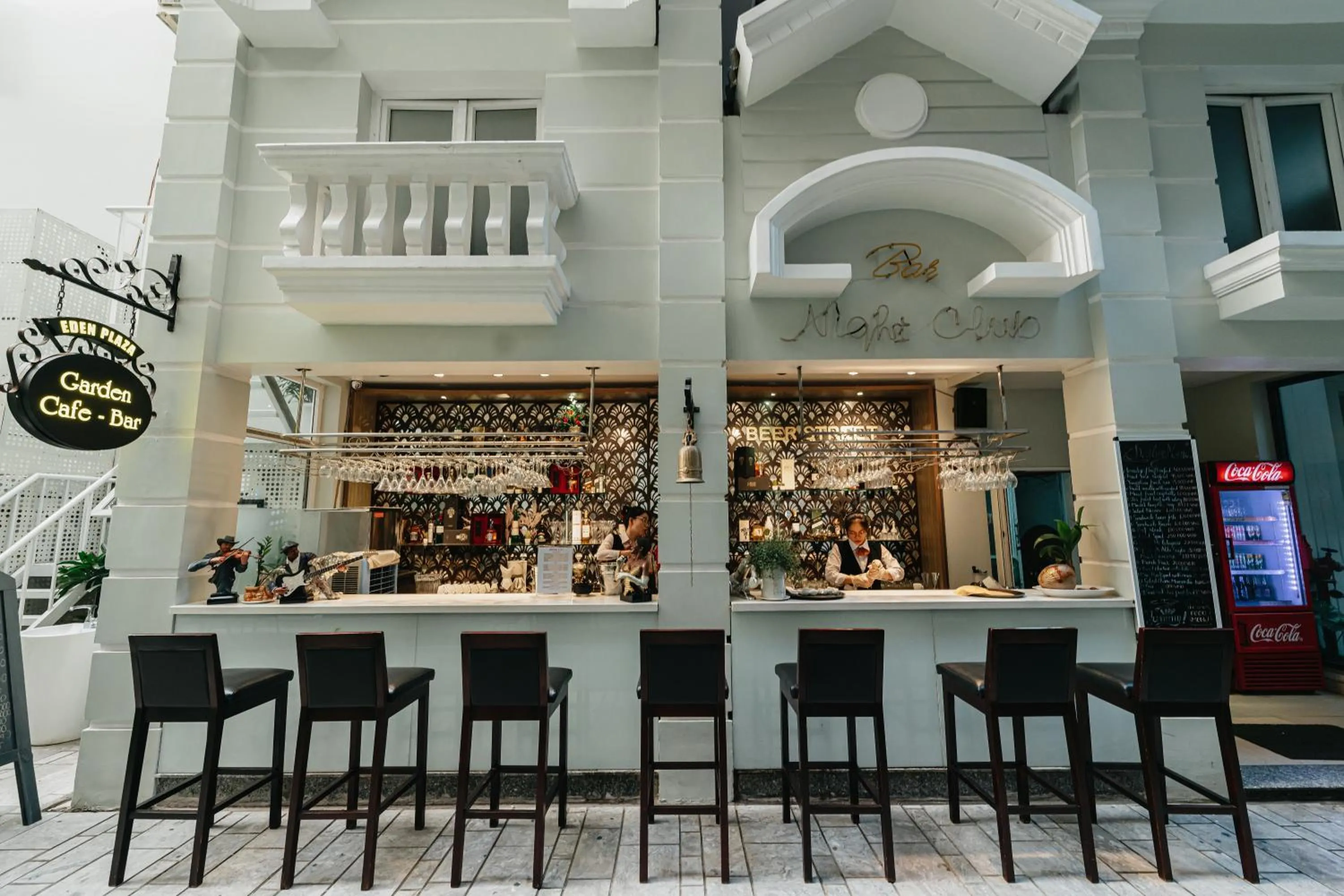 Lounge or bar in Eden Plaza Da Nang Hotel