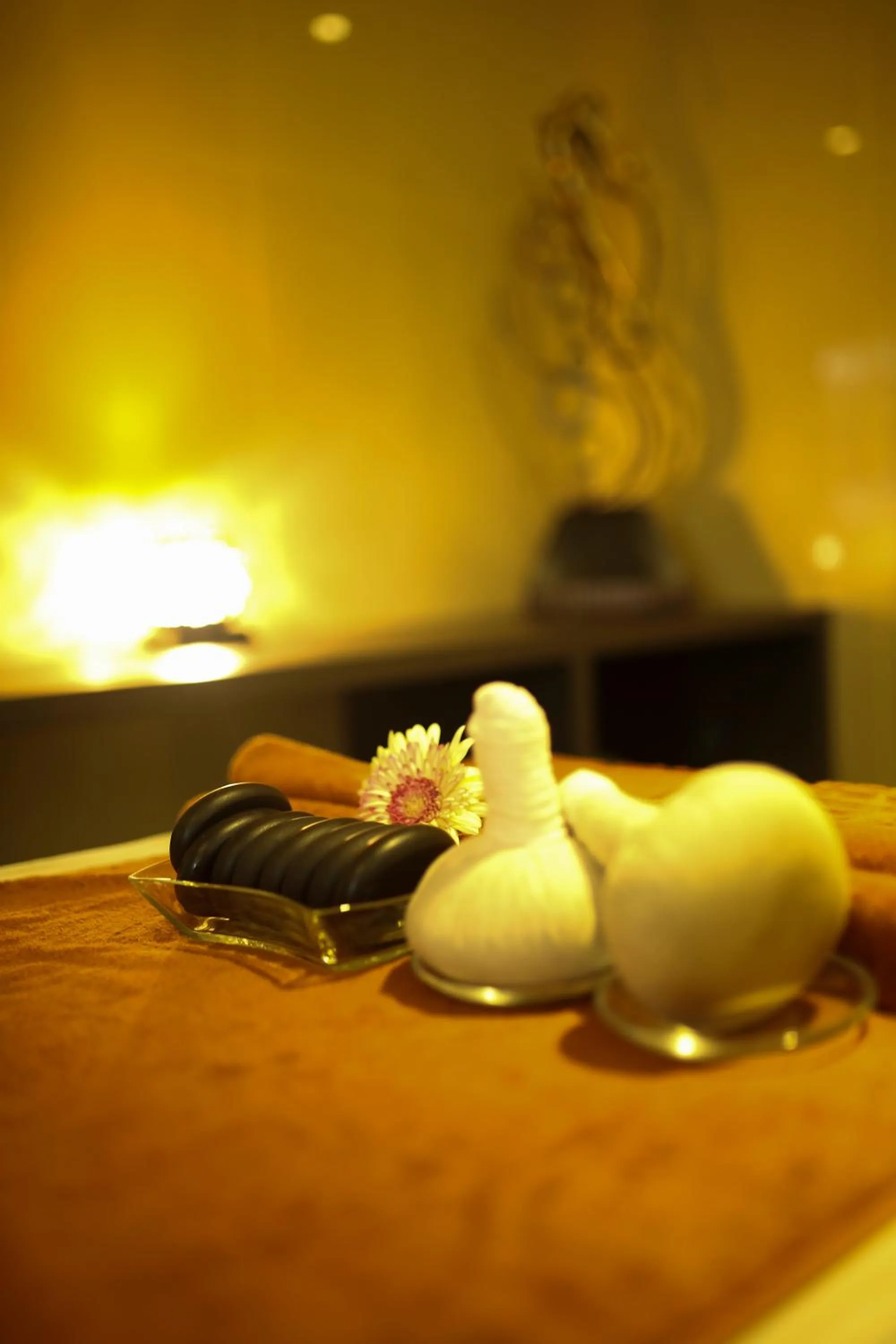 Massage in Eden Plaza Da Nang Hotel