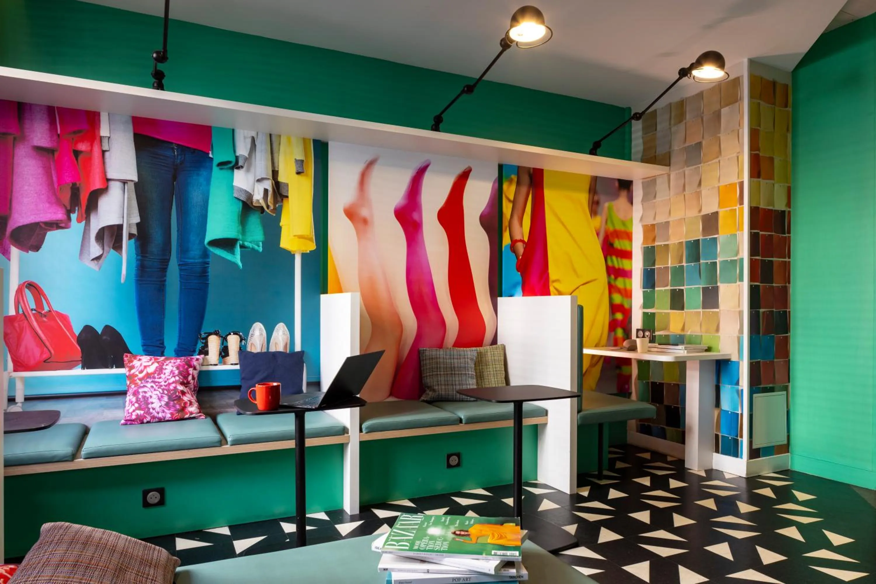 Lobby or reception in Ibis Styles Paris Gare Saint Lazare