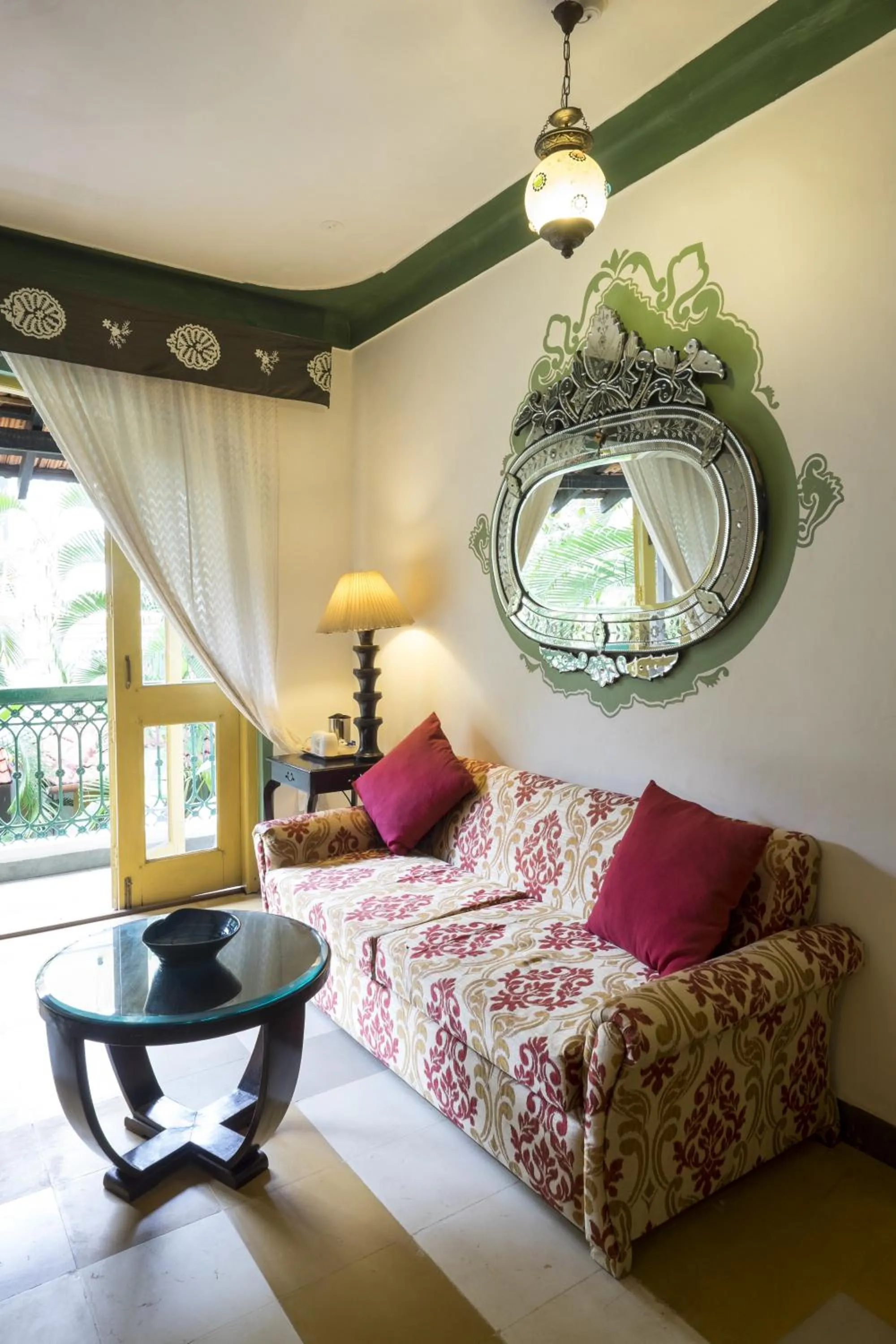 Seating area, Bed in Casa Anjuna