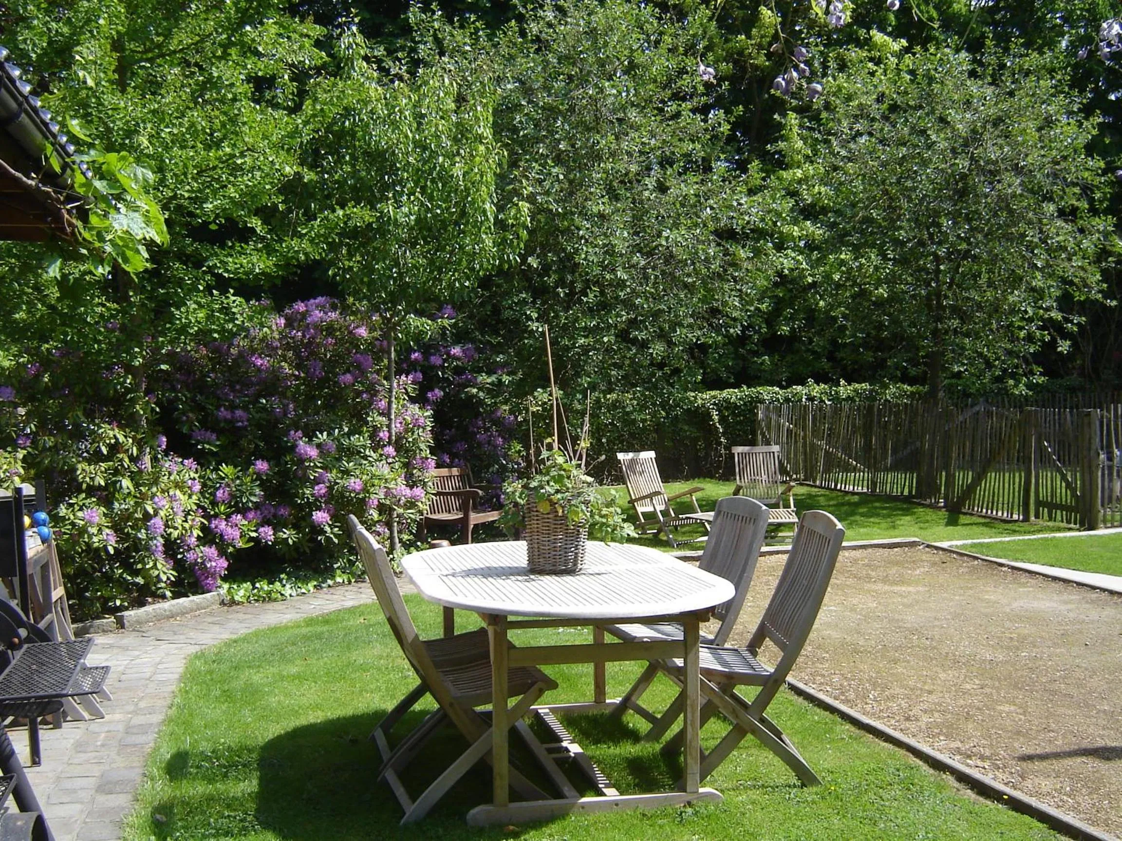 Garden in B&B Wisteria