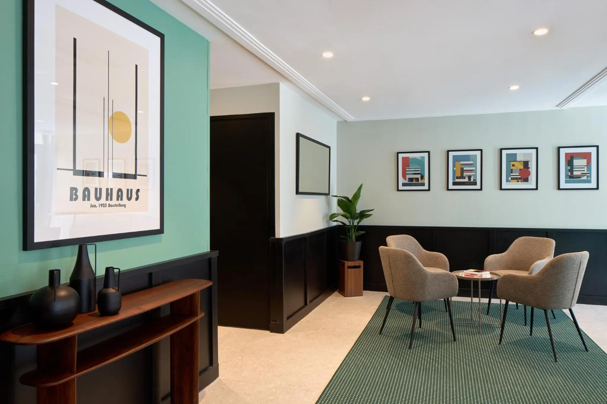 Lobby or reception in Timhotel Nation