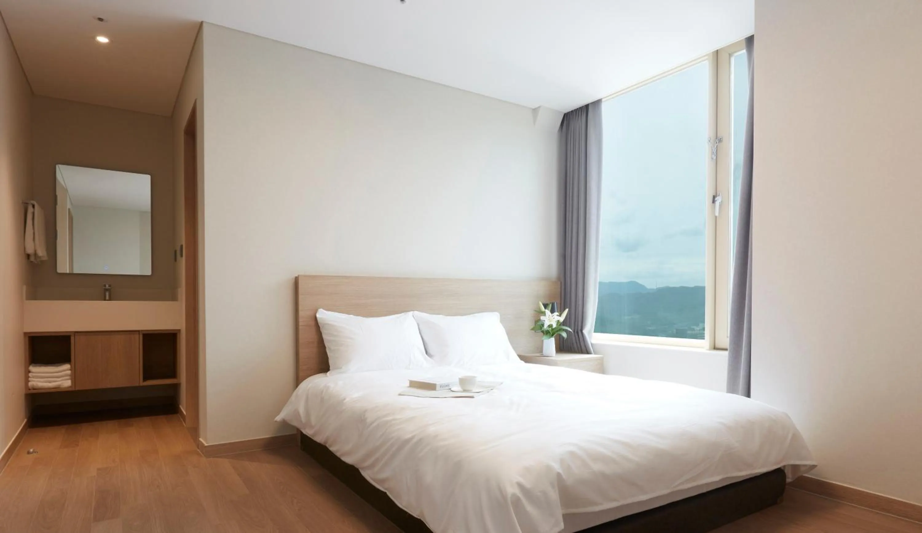 Bedroom, Bed in Phoenix Resort Pyeongchang