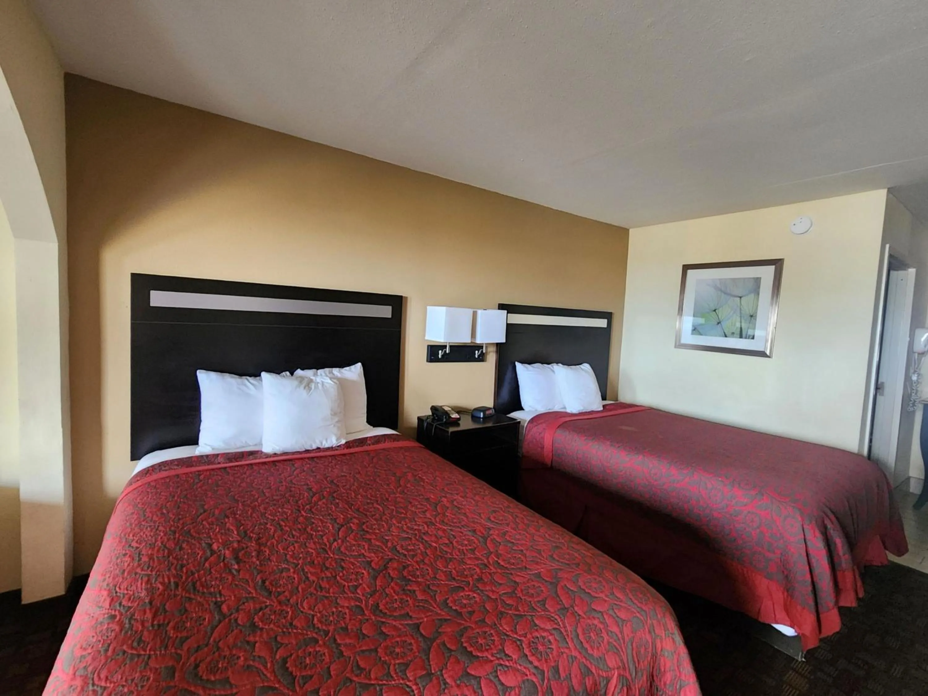 Bedroom, Bed in Days Inn by Wyndham Hammond