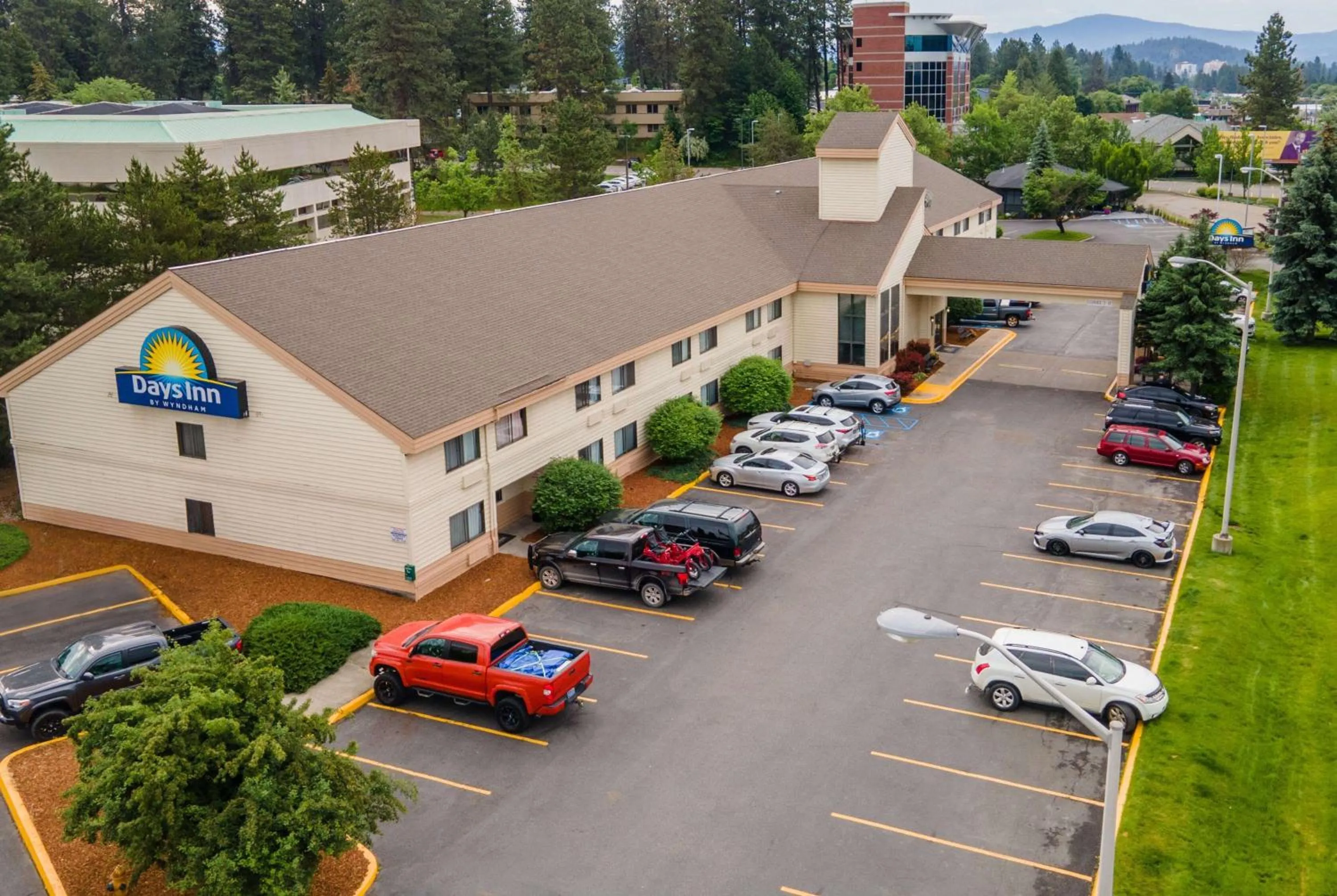 Property building in Days Inn by Wyndham Coeur d'Alene