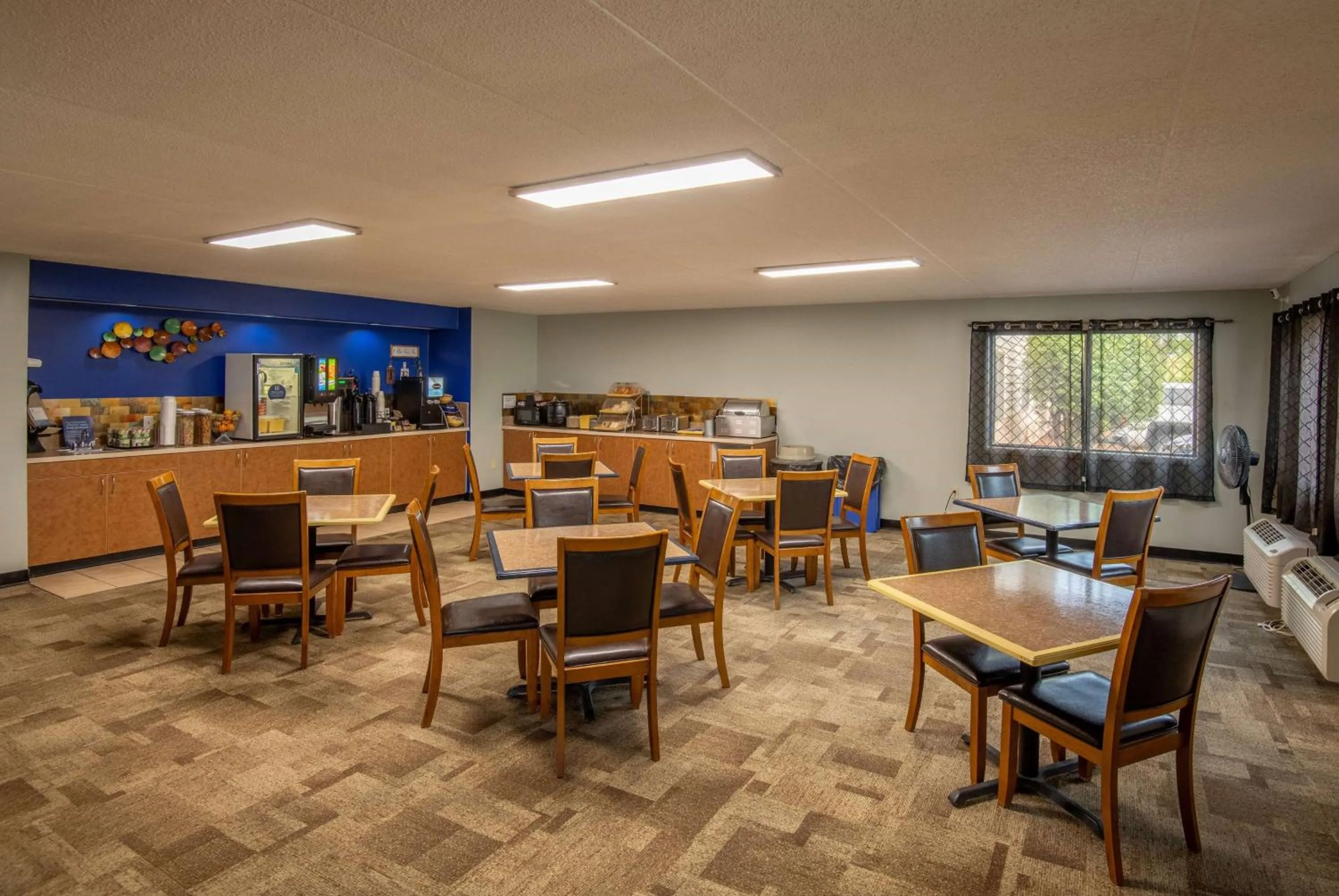 Restaurant/places to eat in Days Inn by Wyndham Coeur d'Alene