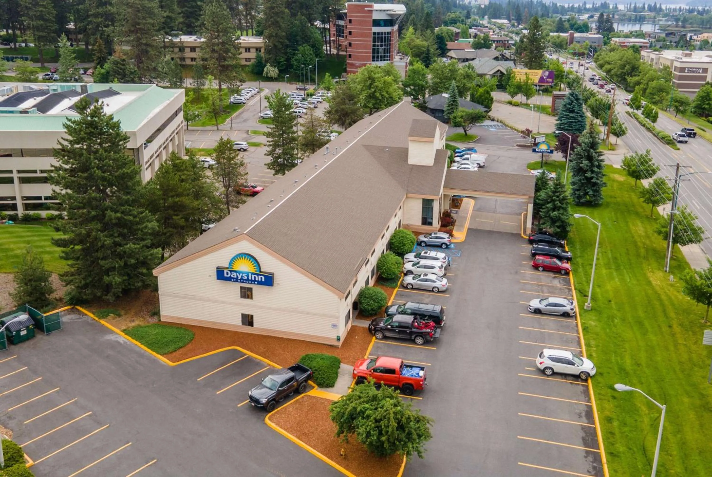 Property building in Days Inn by Wyndham Coeur d'Alene