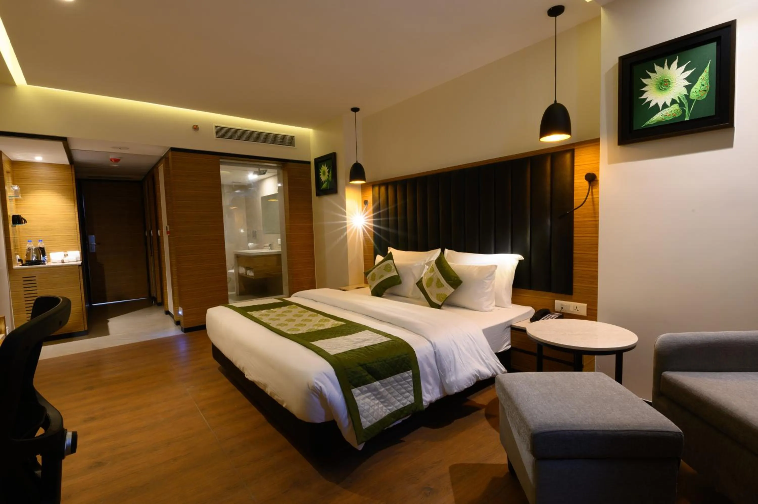 Photo of the whole room, Bed in Novanta Jamshedpur