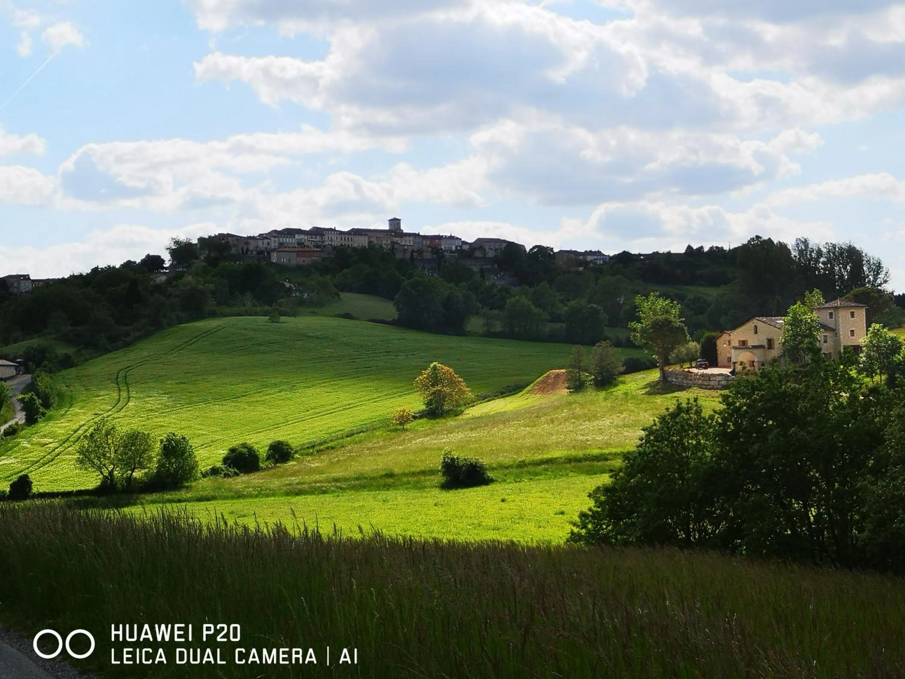 Property building in Castel Mazars