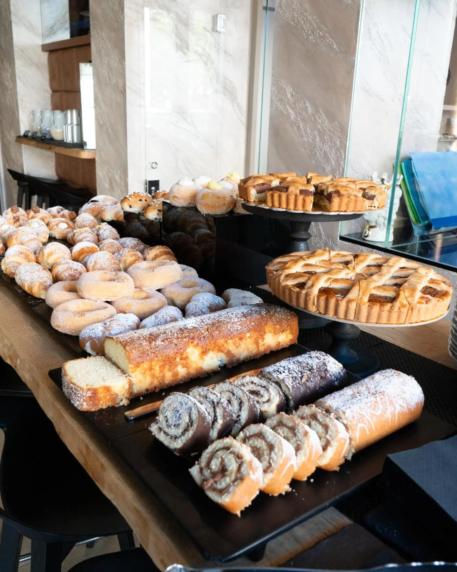 Breakfast in Hotel Pontemare