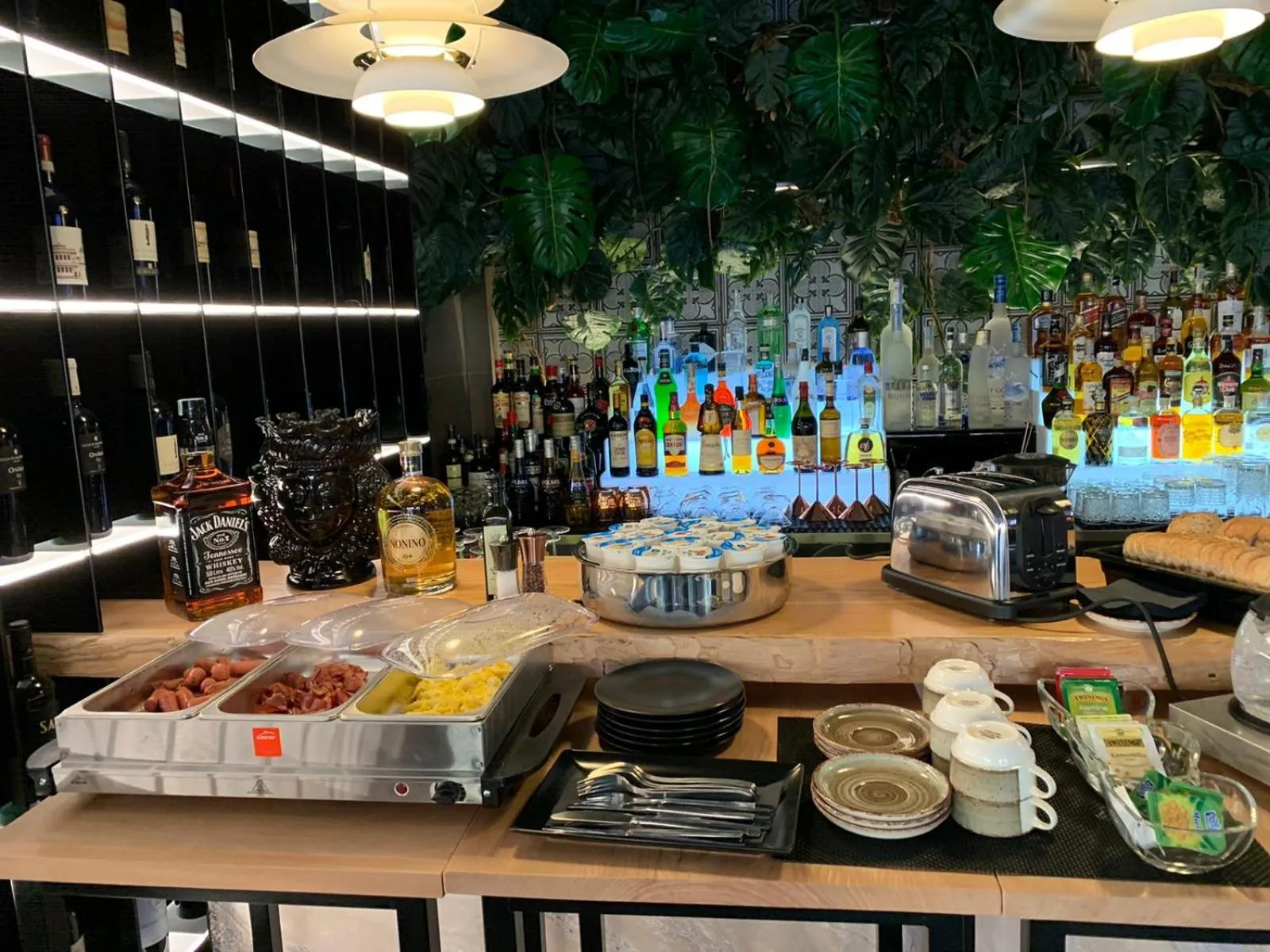 Breakfast in Hotel Pontemare