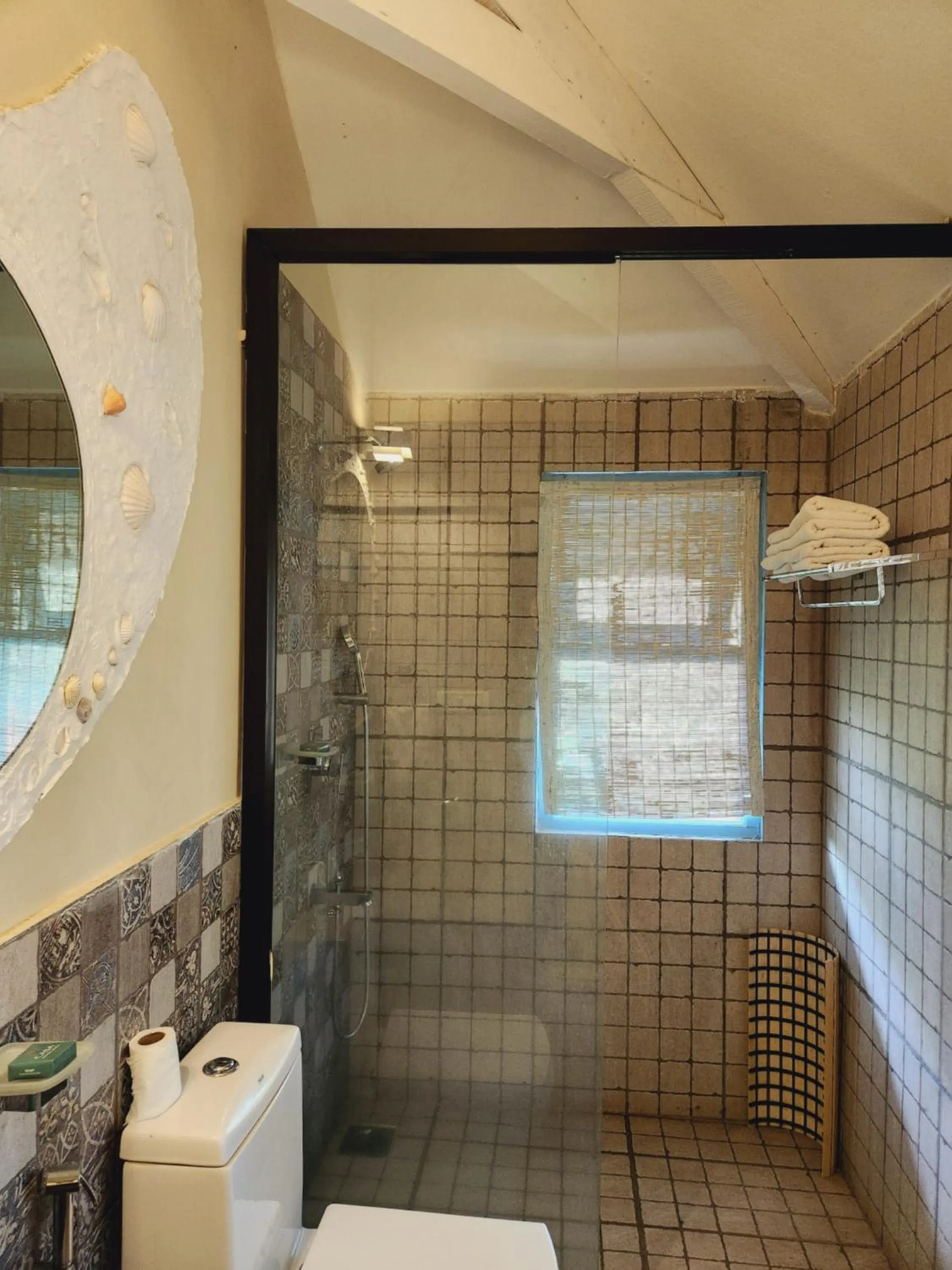 Bathroom in Casa Vagator