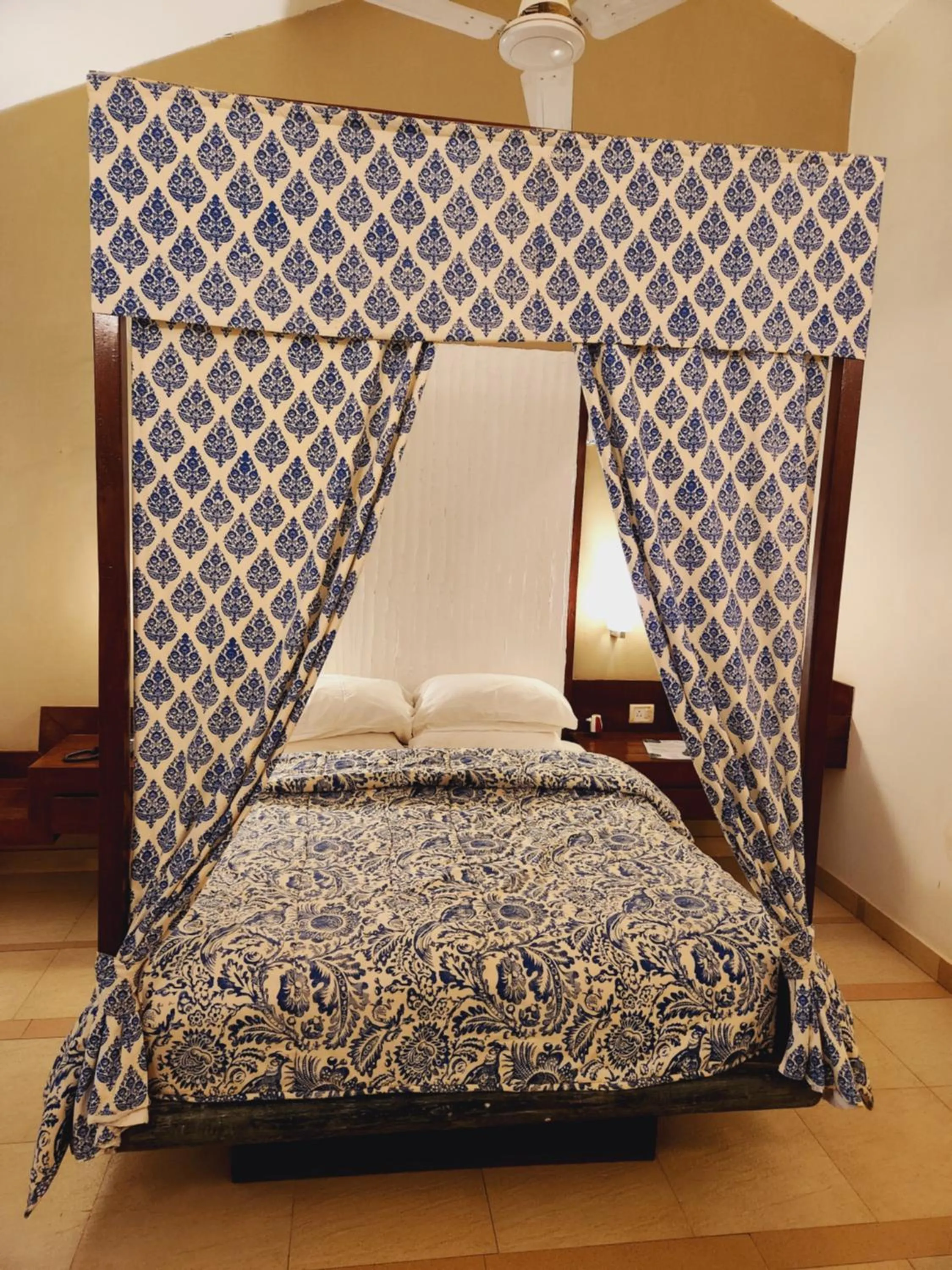 Bedroom, Bed in Casa Vagator