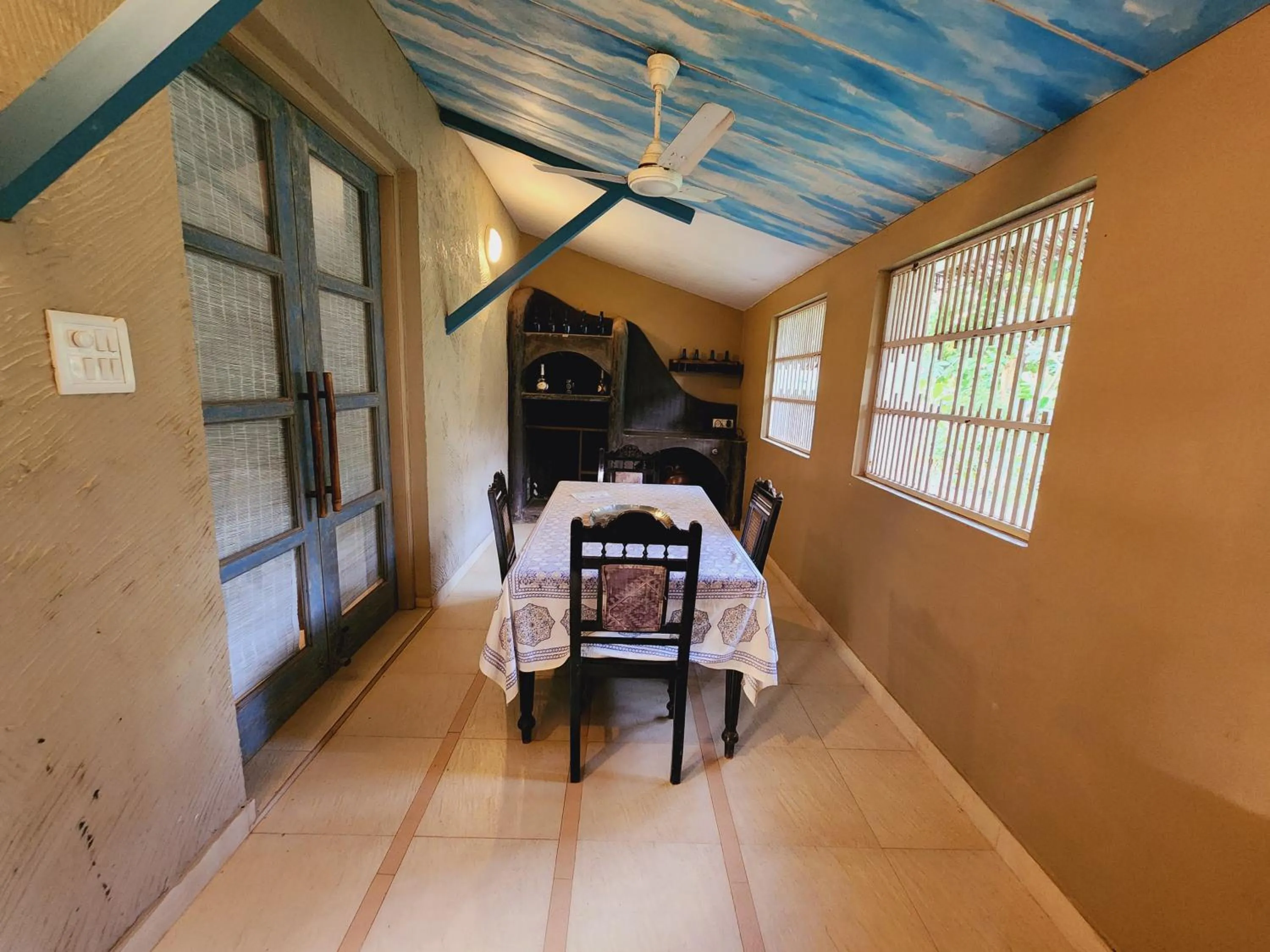 Seating area in Casa Vagator