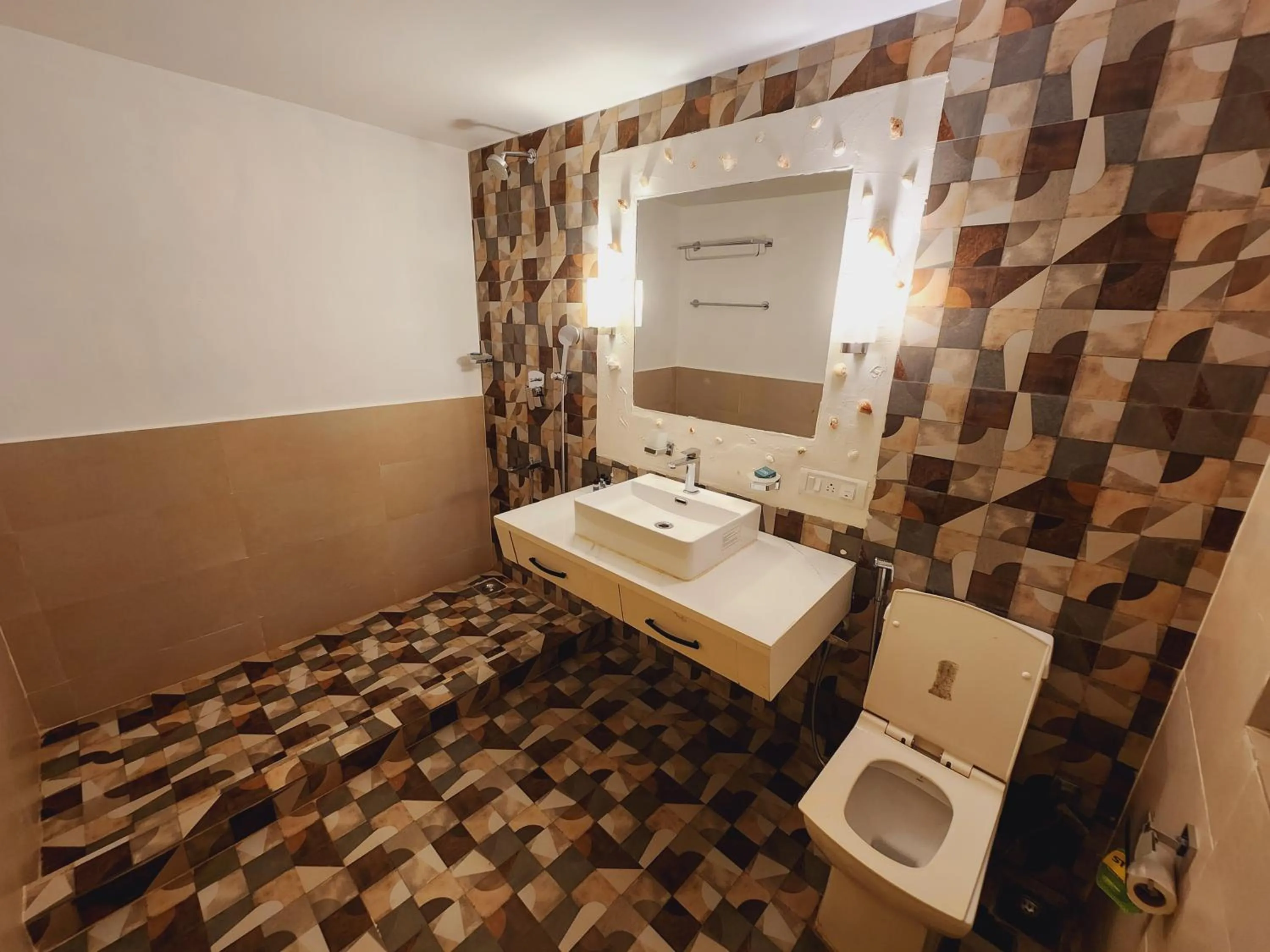 Bathroom in Casa Vagator