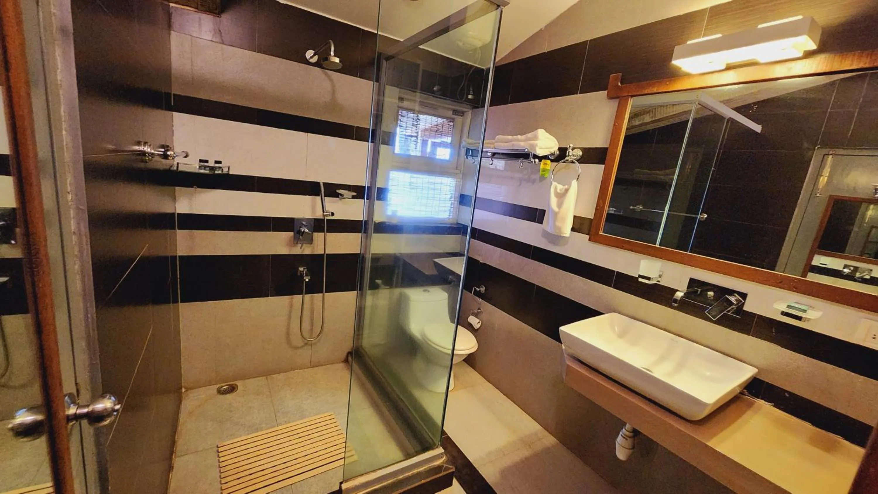 Bathroom in Casa Vagator