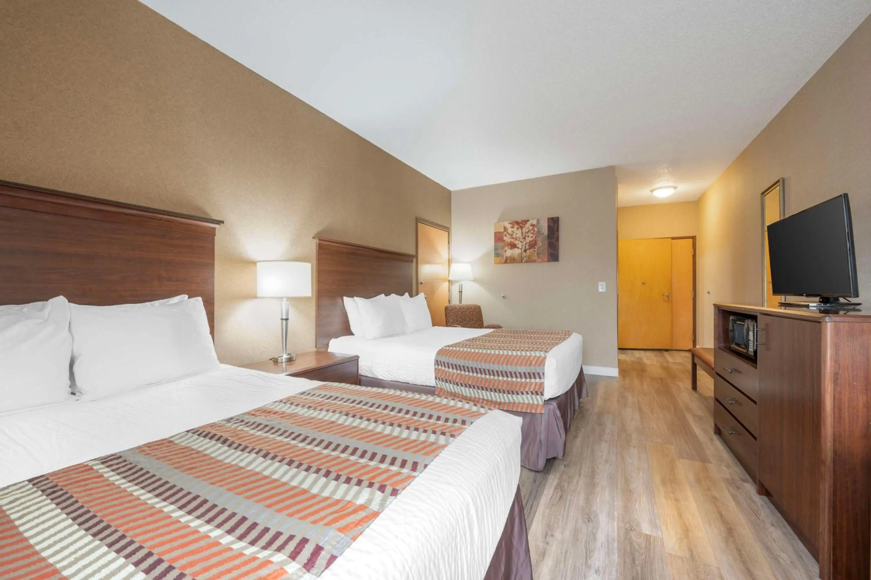 Bedroom, Bed in Best Western Circus City Inn