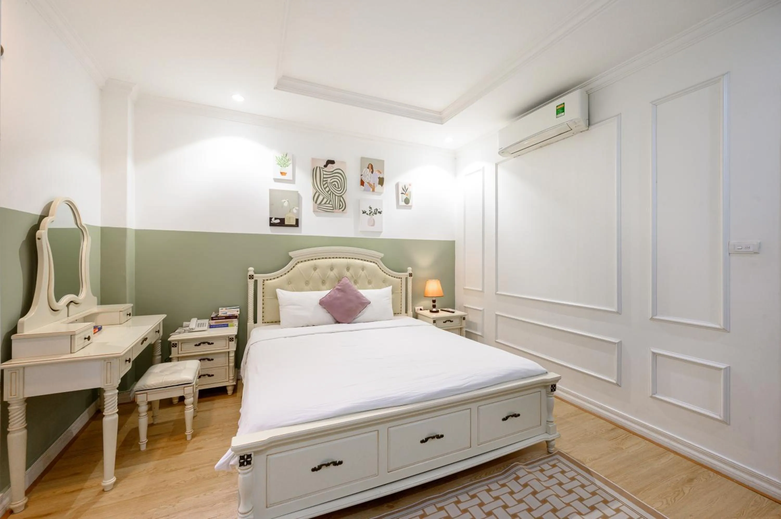 Bedroom, Bed in Libra Hotel Residence by Luxe Paradise