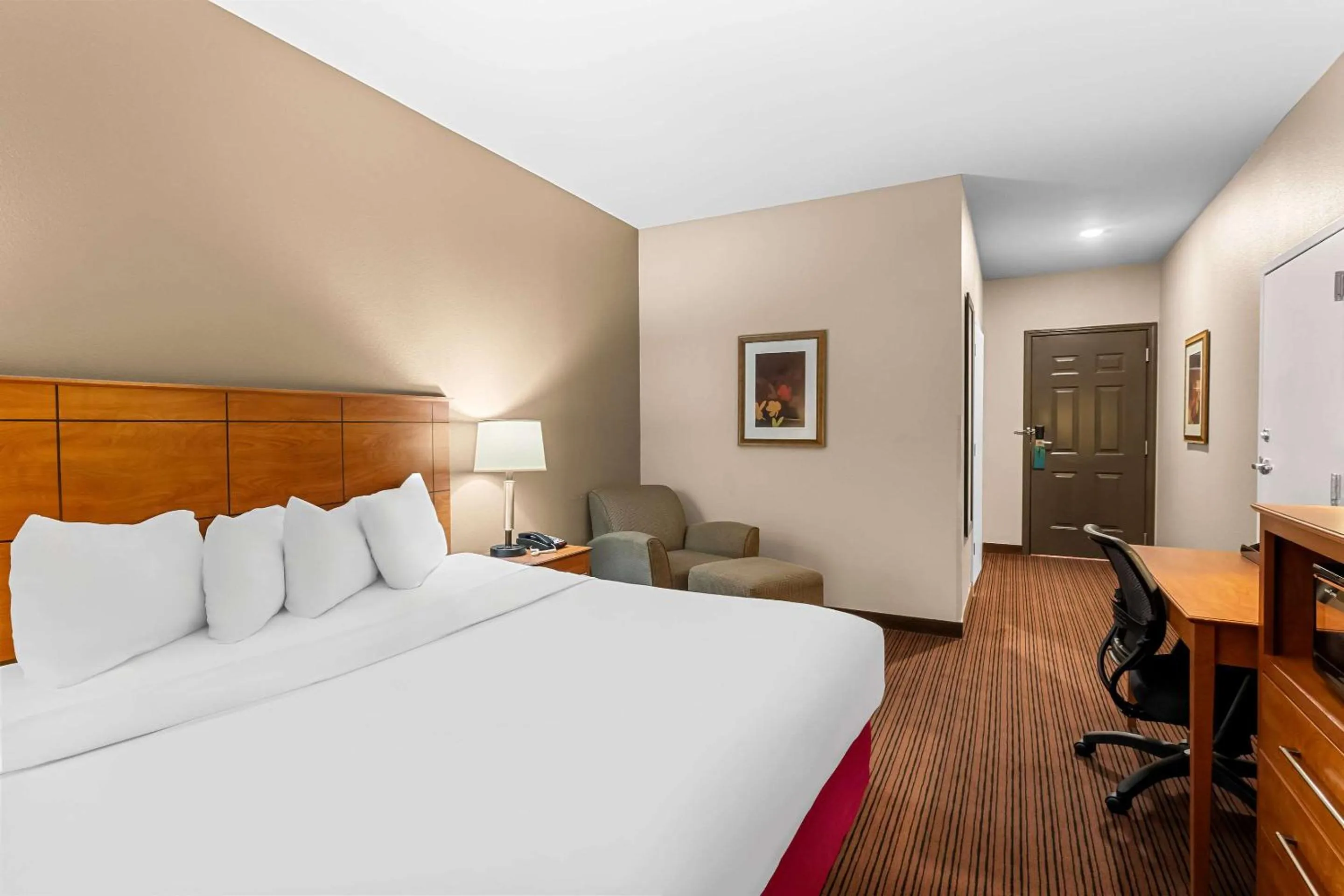Bedroom, Bed in Quality Inn Blackwell I-35