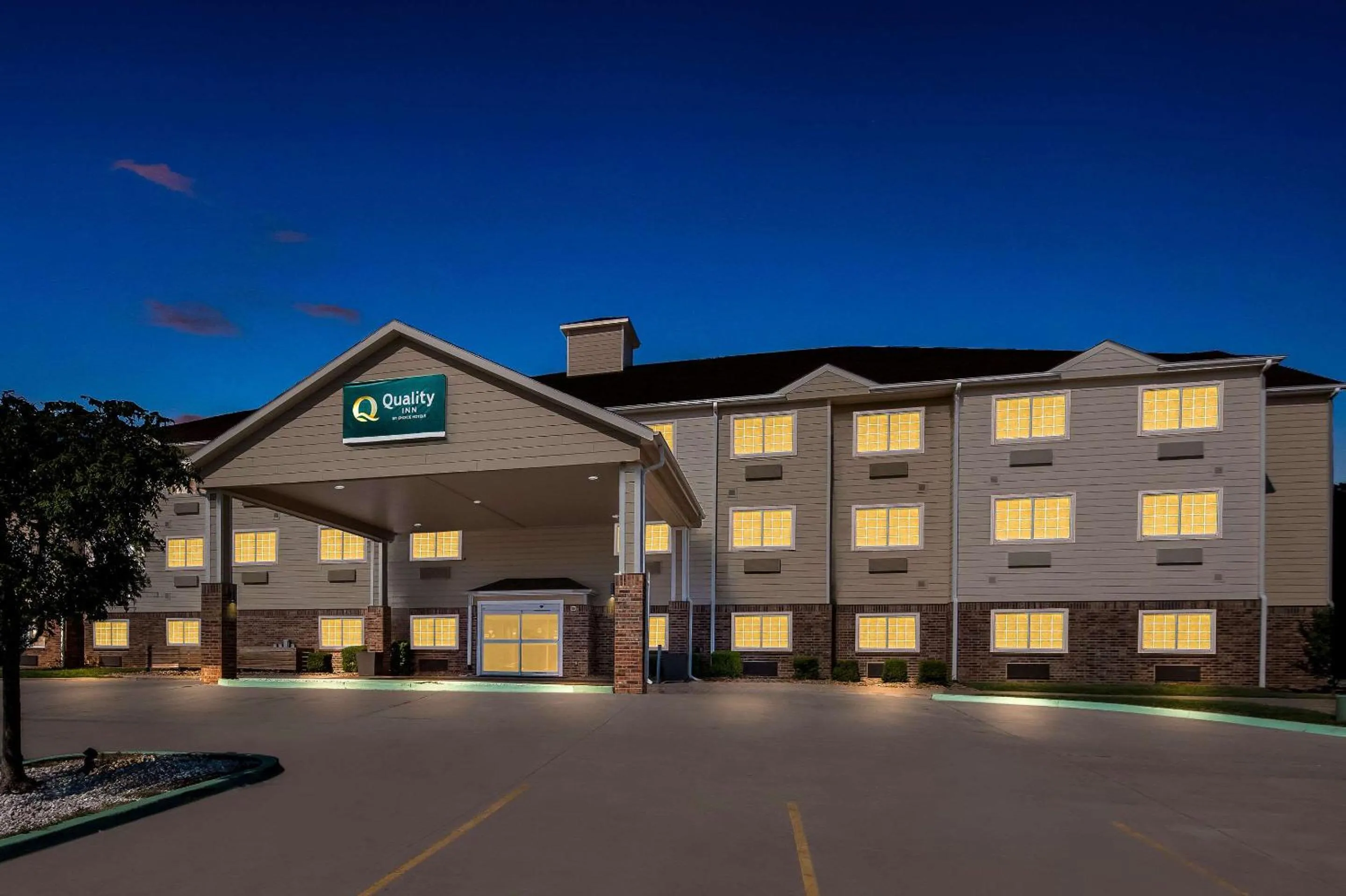 Property building in Quality Inn Blackwell I-35