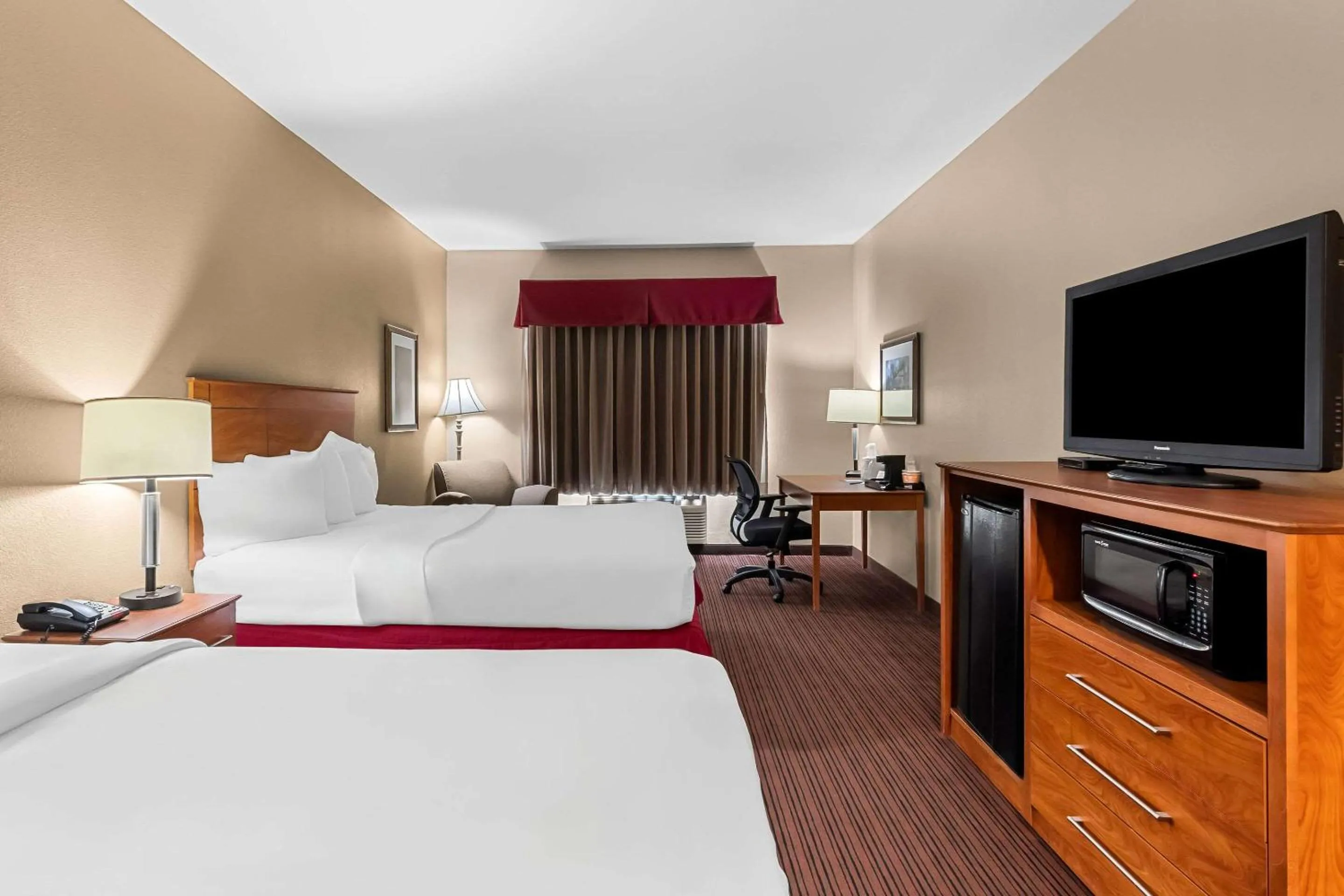 Bedroom, Bed in Quality Inn Blackwell I-35