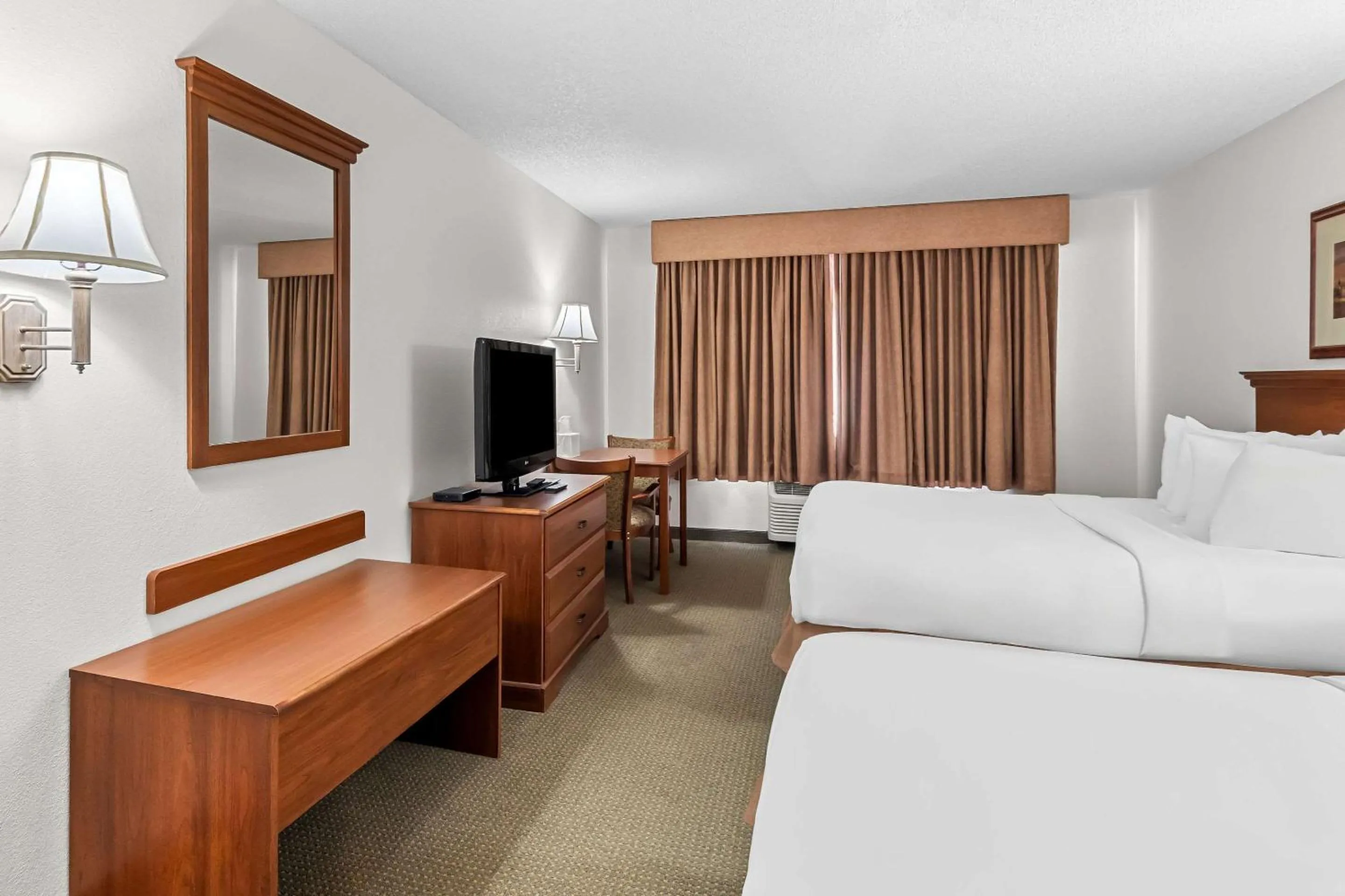 Bedroom, Bed in Quality Inn Blackwell I-35