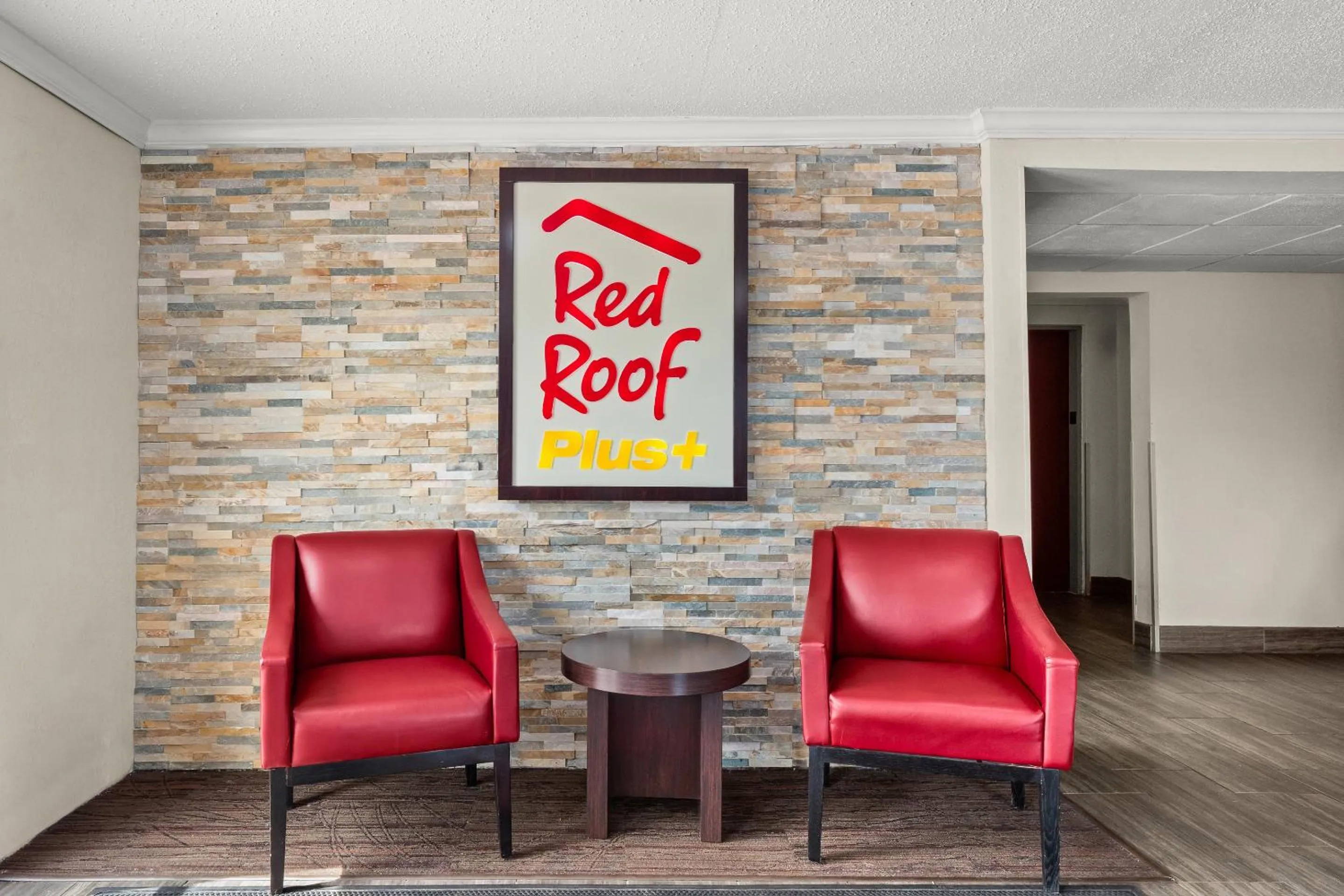 Lobby or reception in Red Roof PLUS Belleville