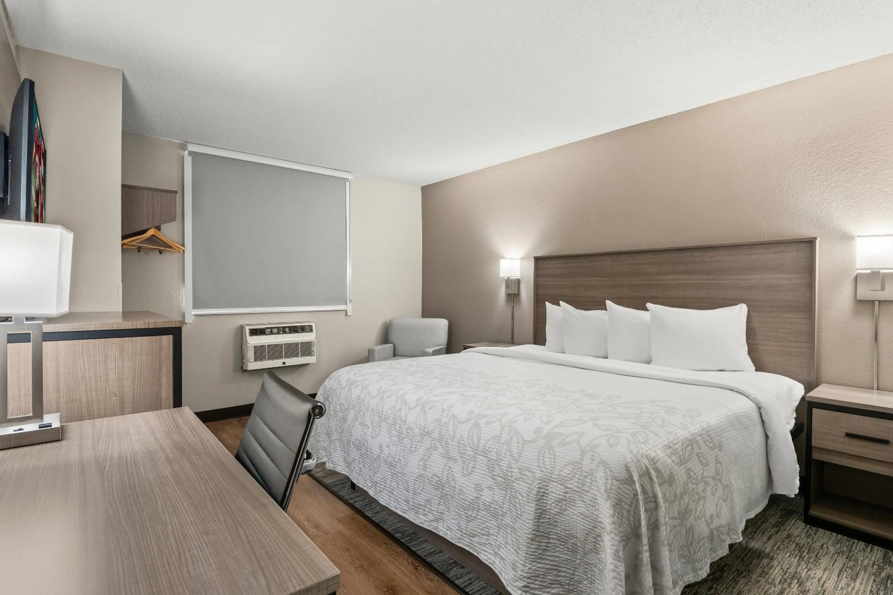 Photo of the whole room, Bed in Red Roof PLUS Belleville