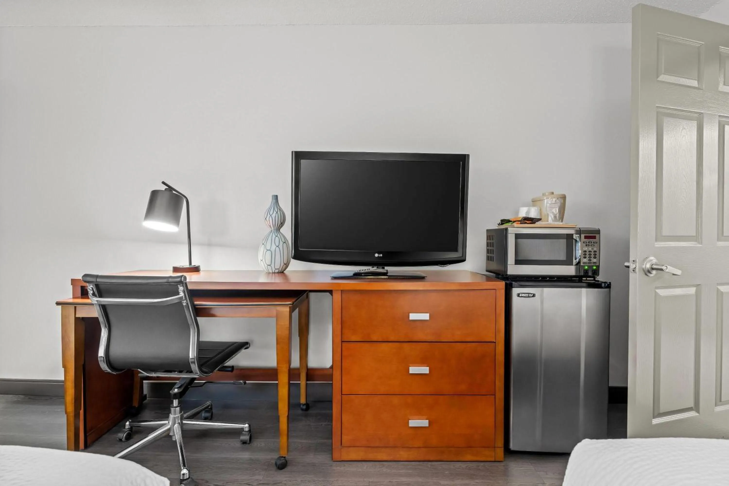 Bed in Baymont by Wyndham Tuscaloosa