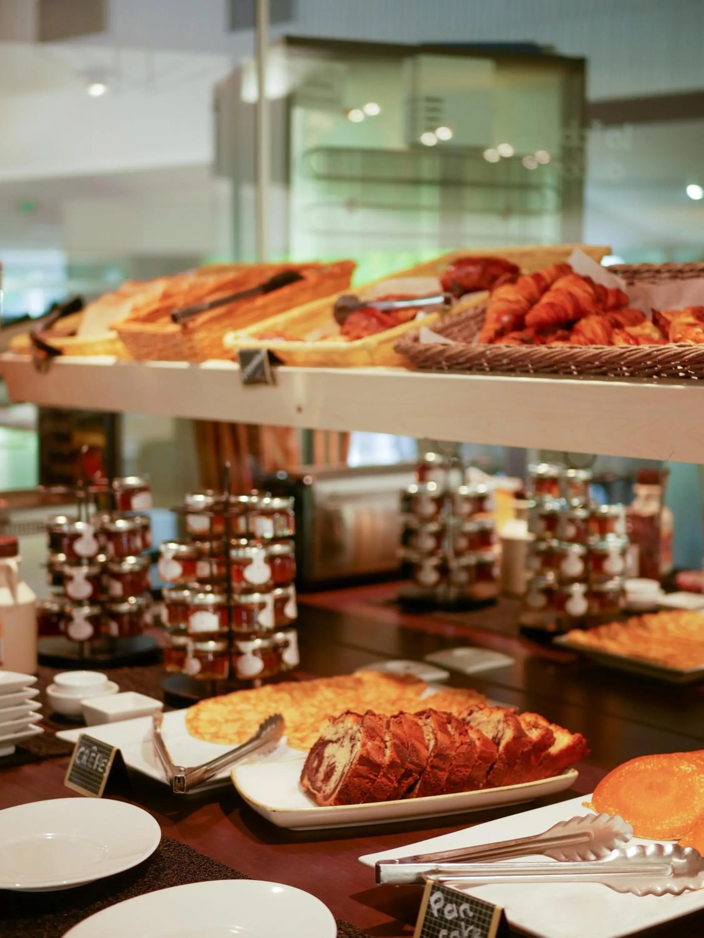 Buffet breakfast in Best Western Le Bois de la Marche