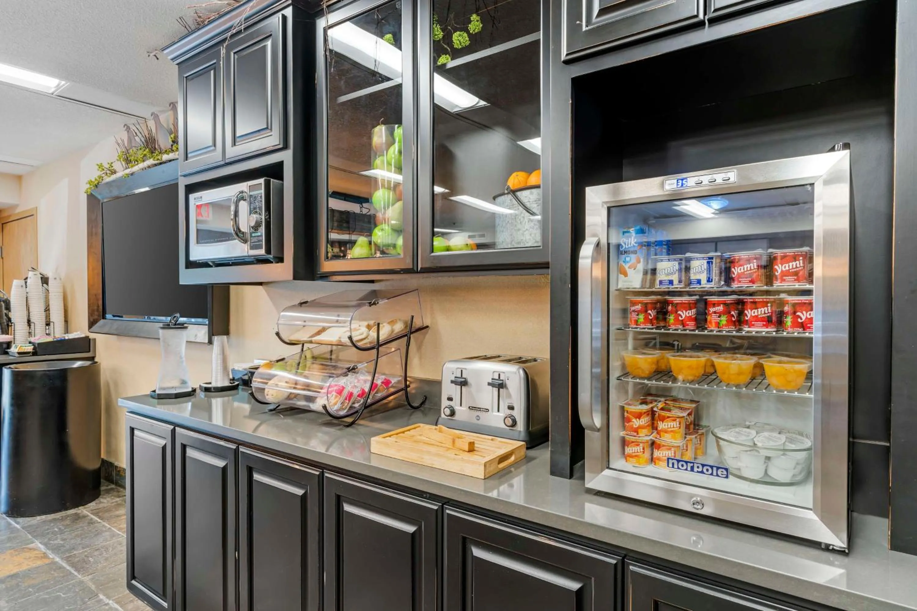 Breakfast in Best Western Rory & Ryan Inns