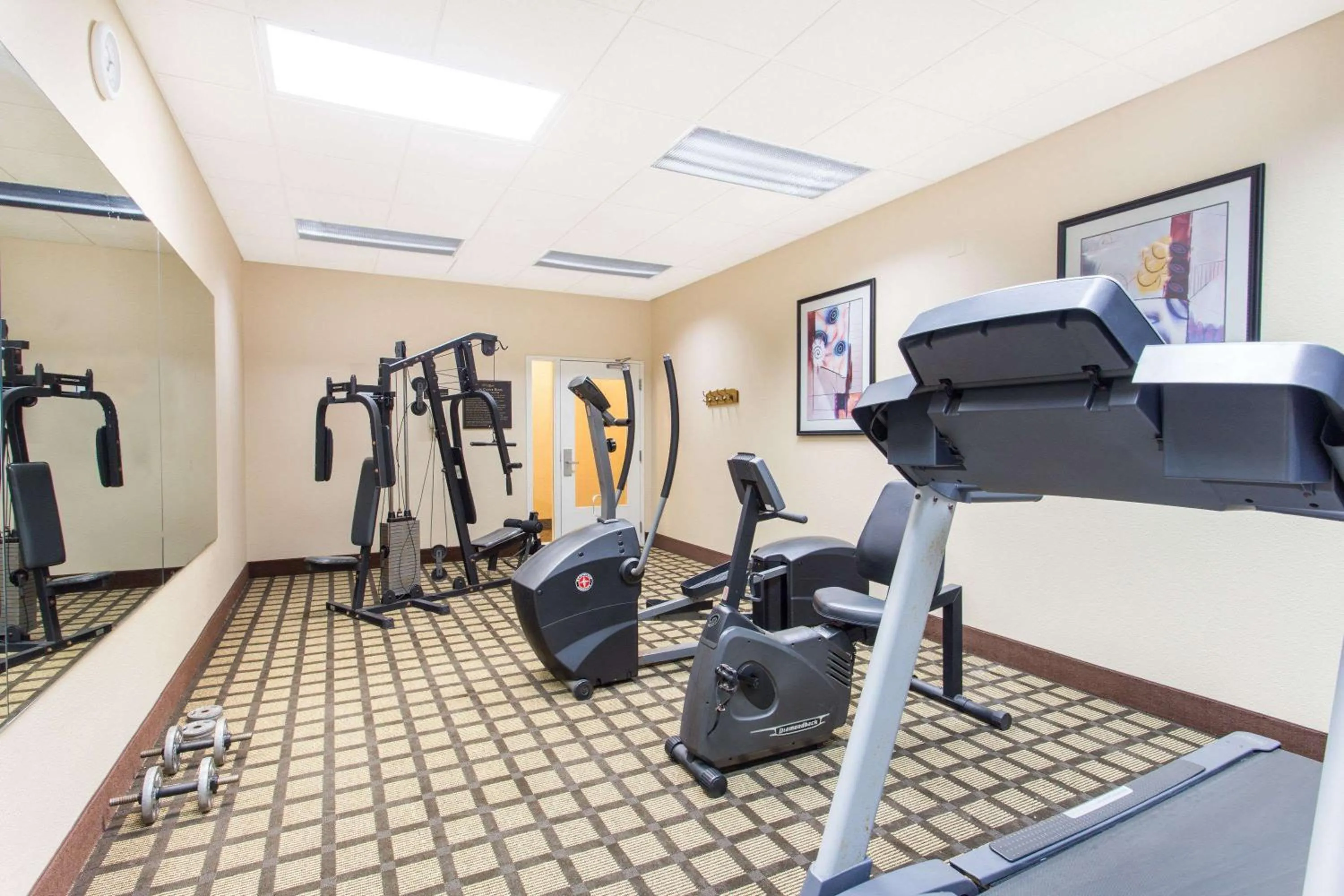 Fitness centre/facilities in Baymont by Wyndham Plymouth