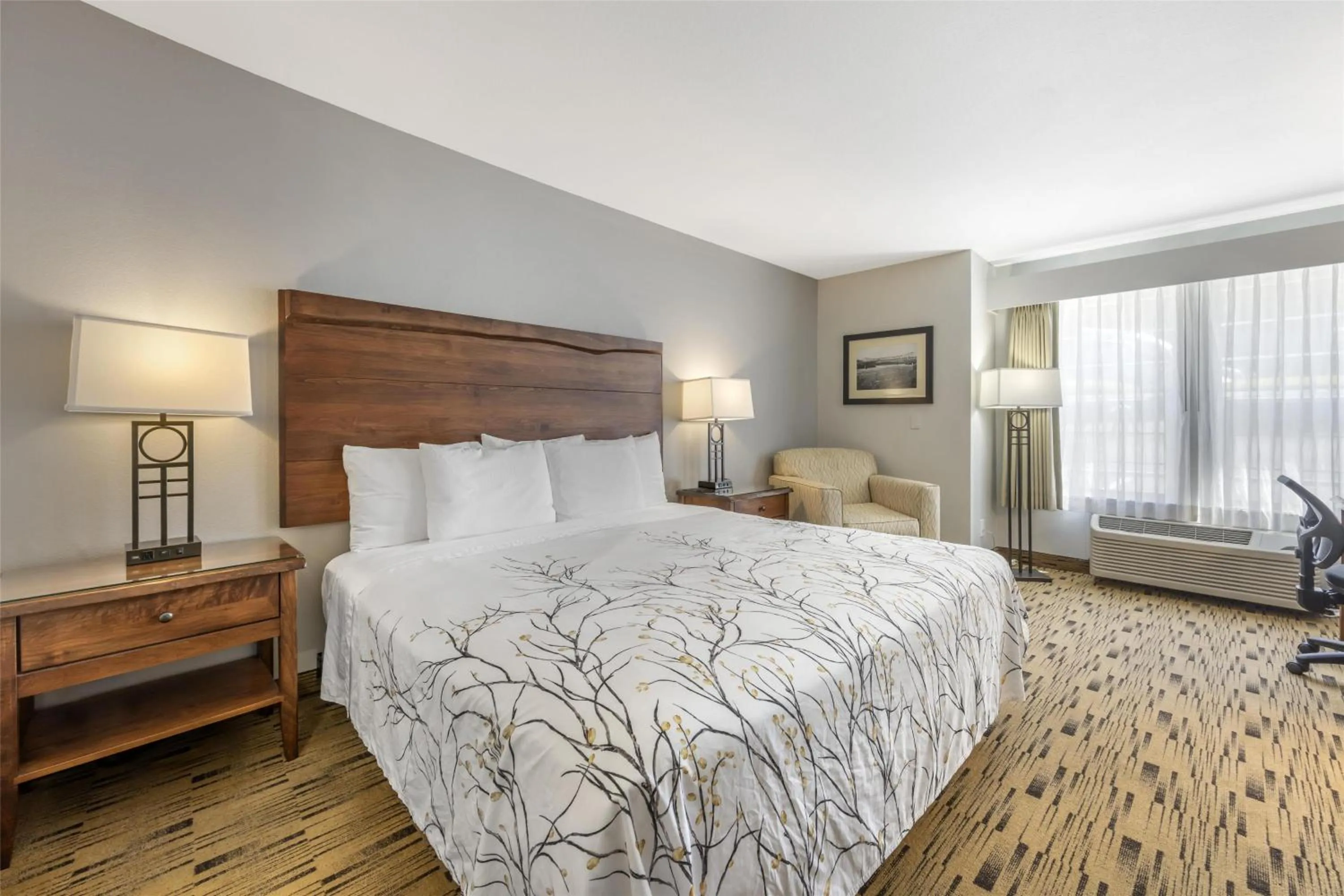 Bedroom, Bed in Best Western Plus Columbia River Inn