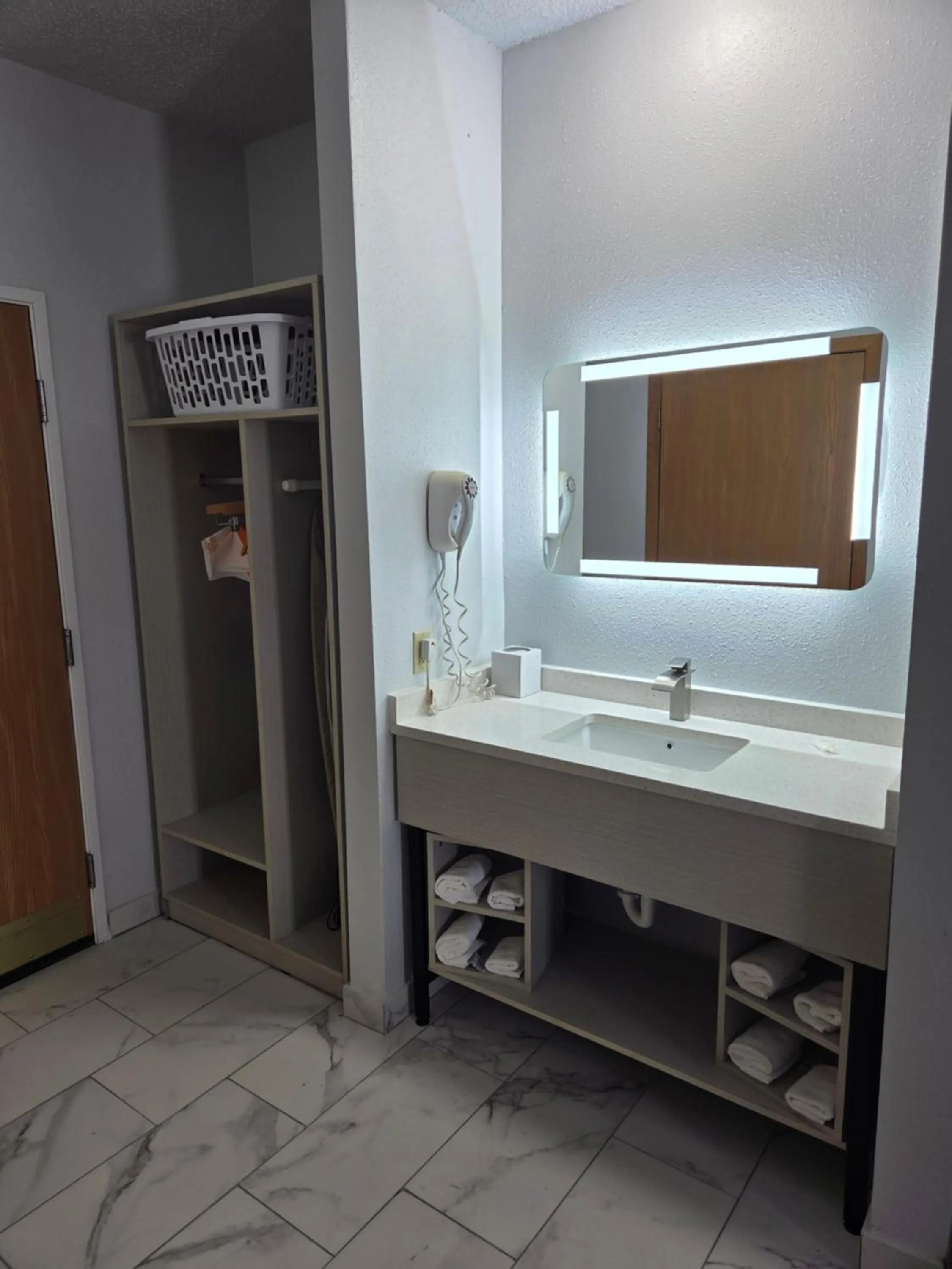 MainStay Suites LeClaire - Quad Cities